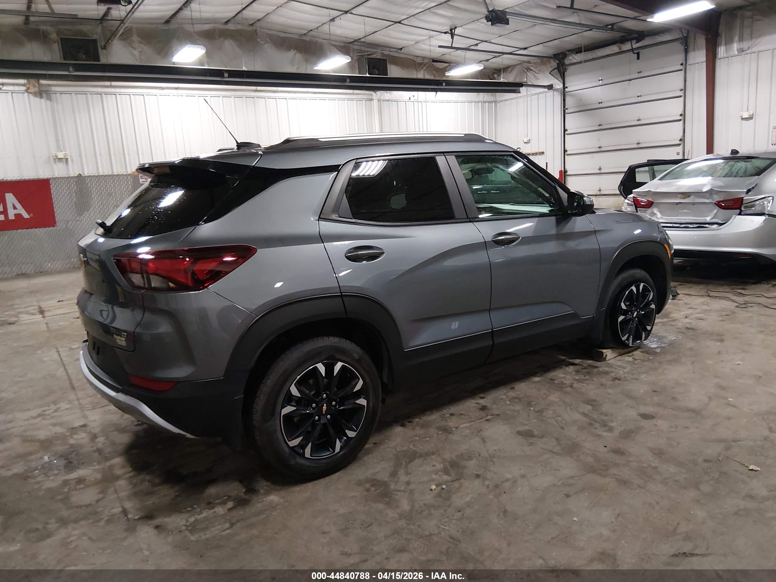 CHEVROLET TRAILBLAZER image 4