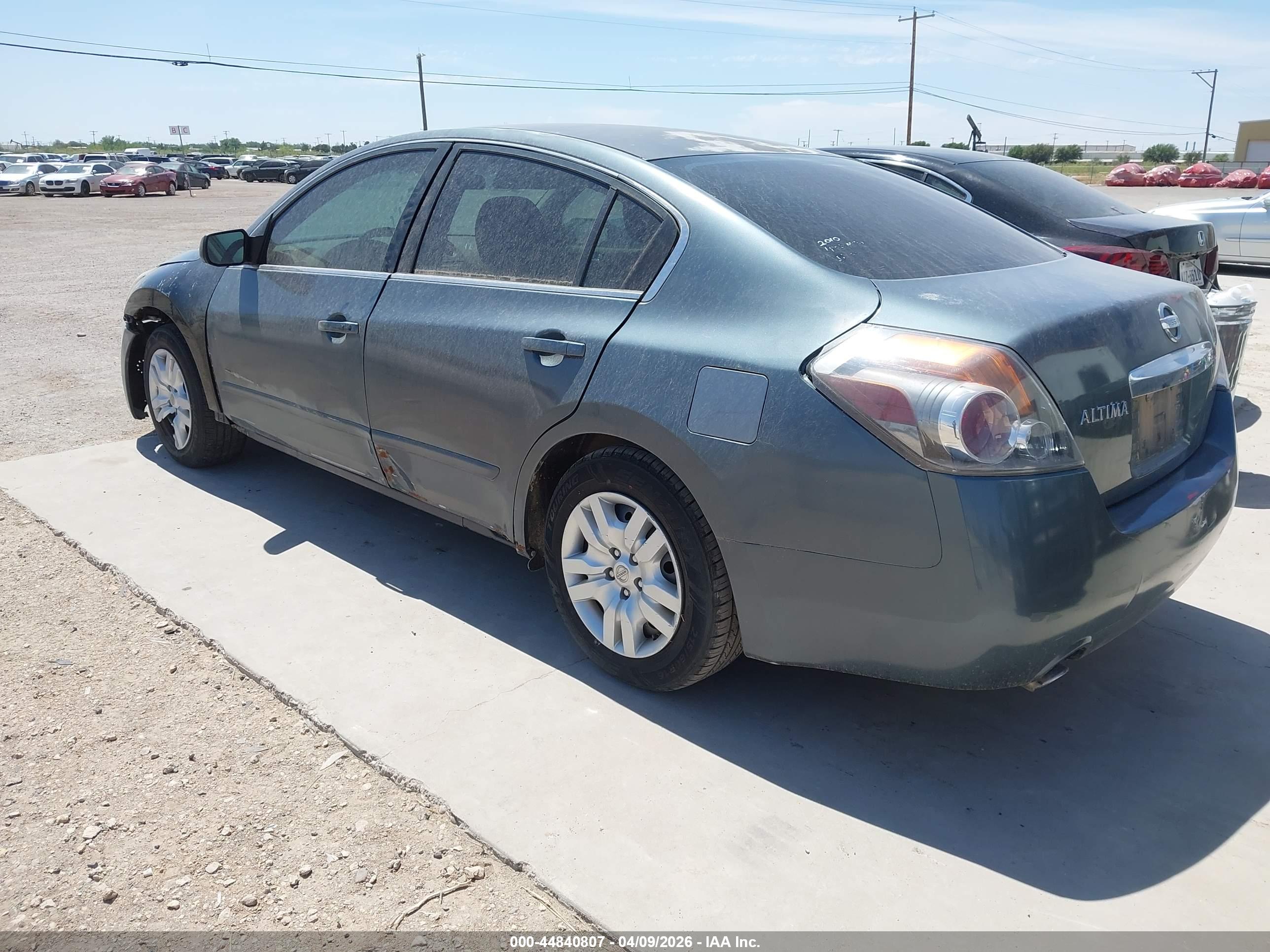 NISSAN ALTIMA image 3