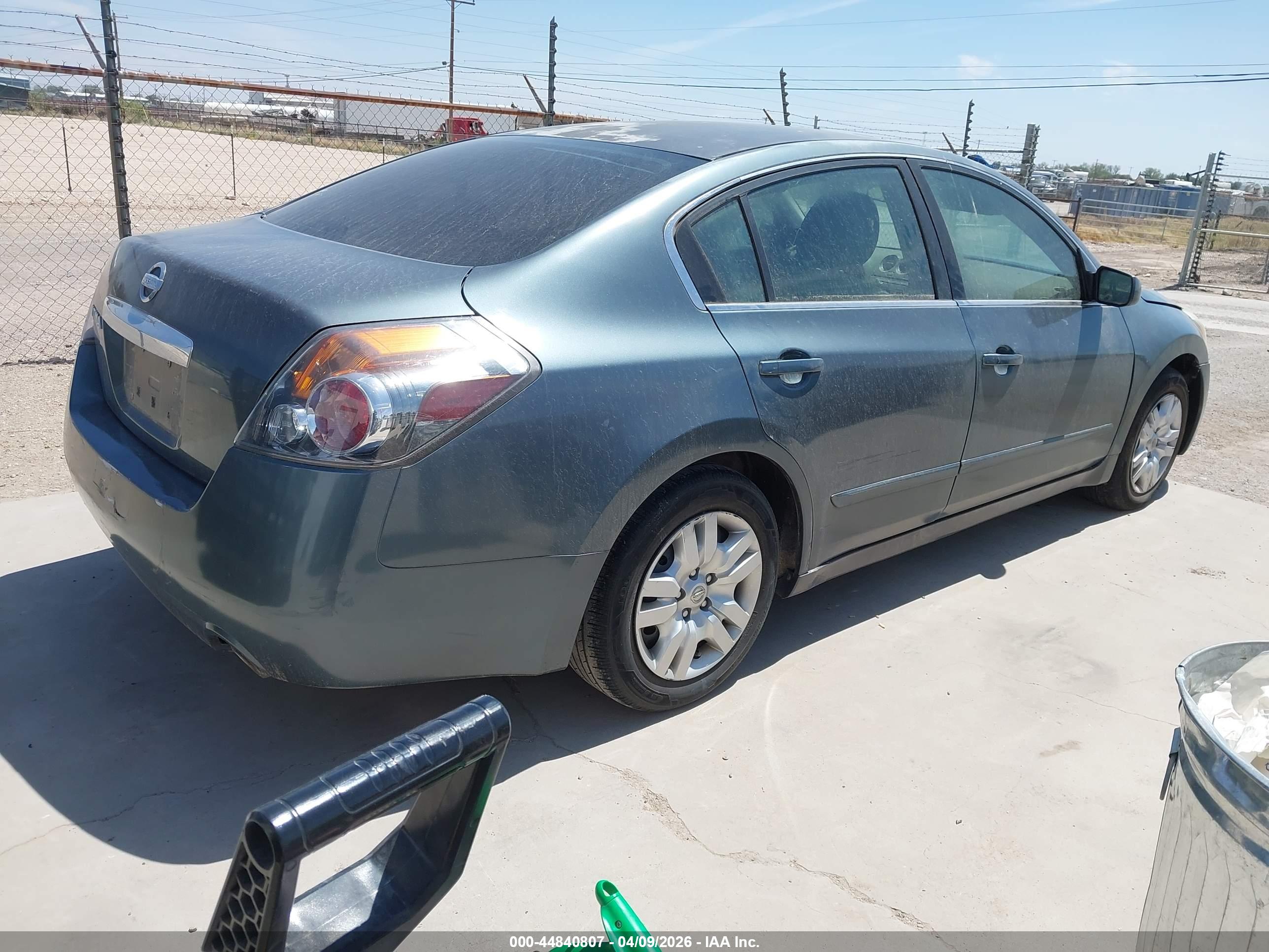 NISSAN ALTIMA image 4
