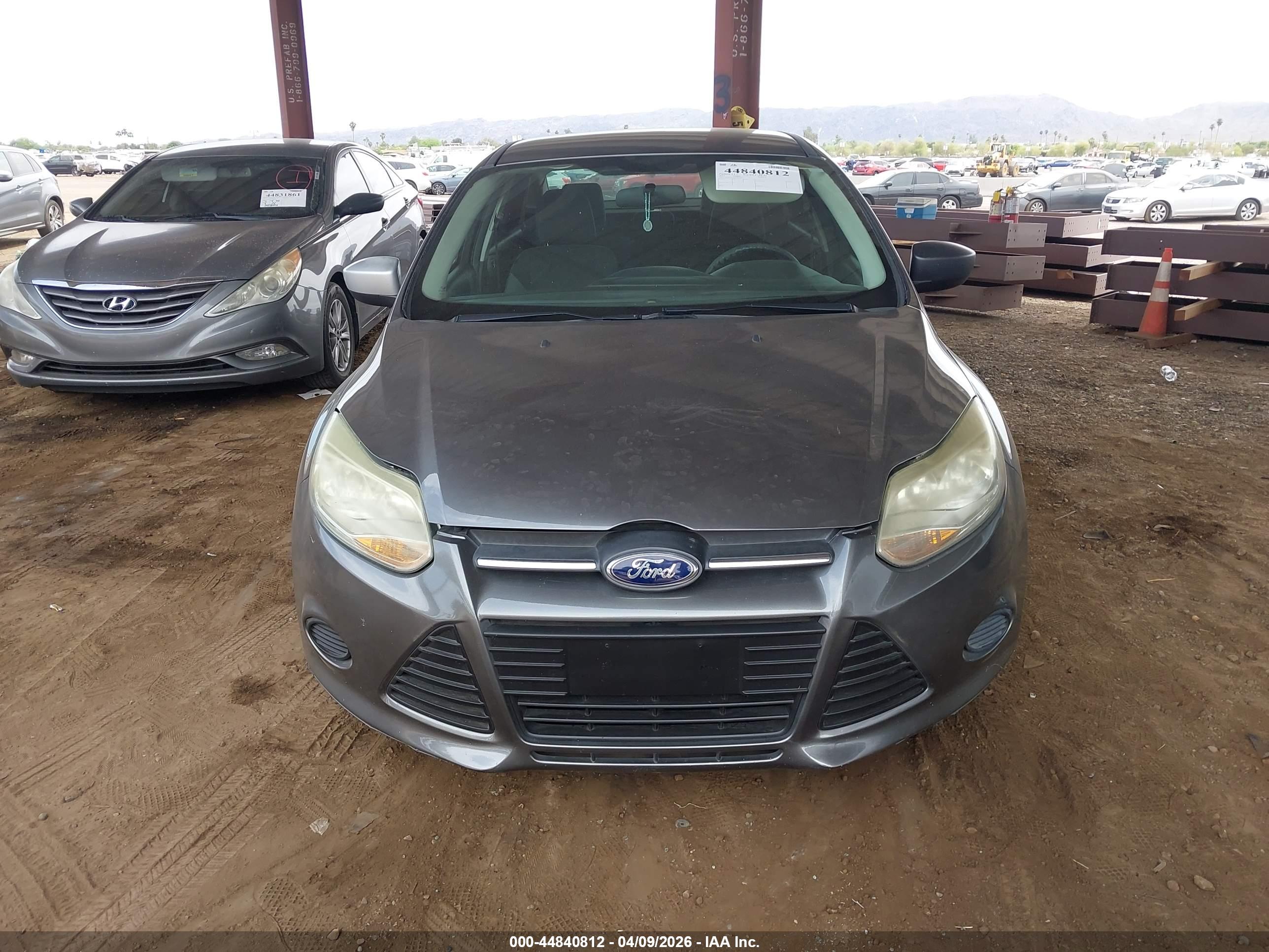 FORD FOCUS image 6