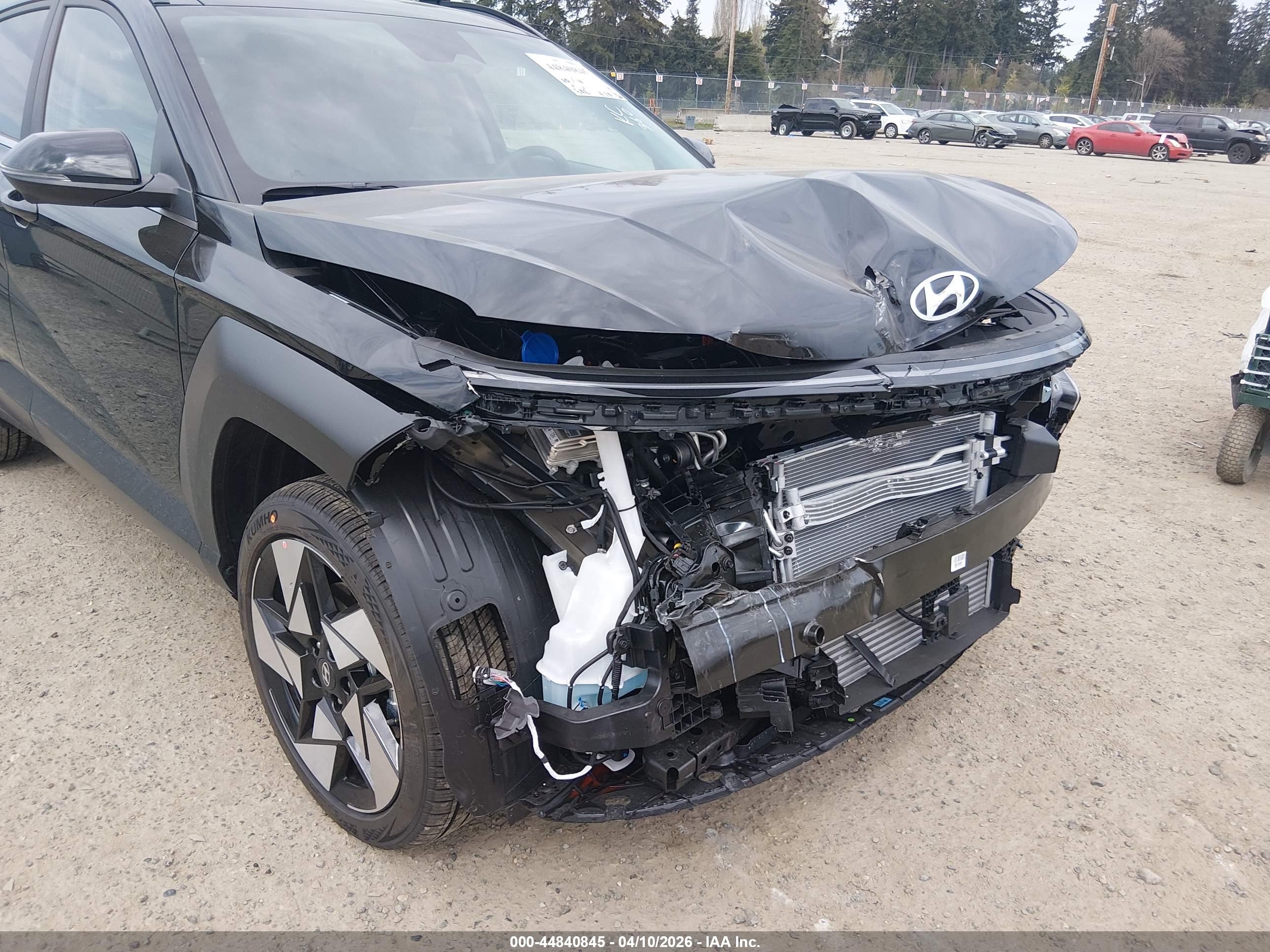 HYUNDAI KONA image 6