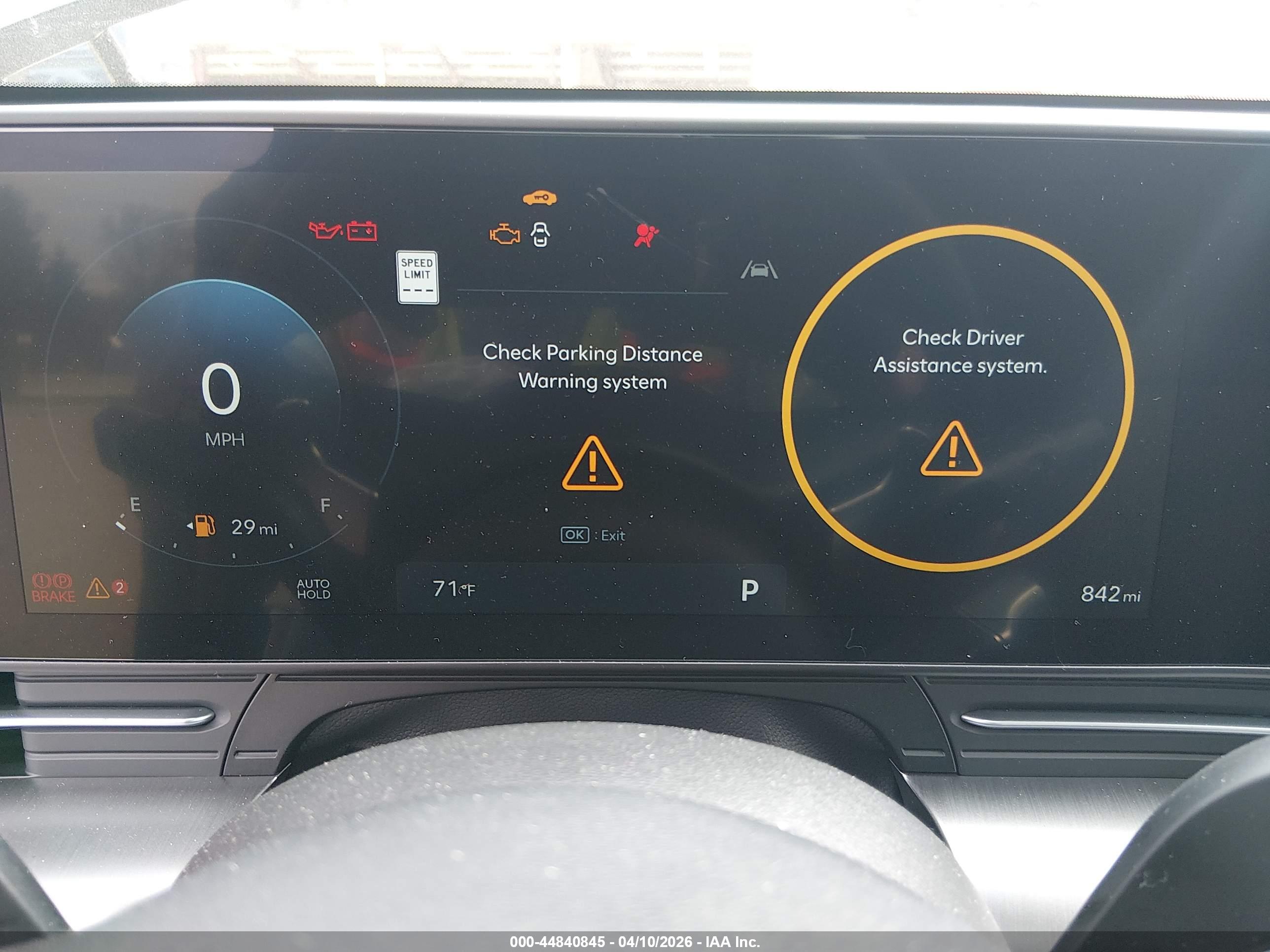 HYUNDAI KONA image 7