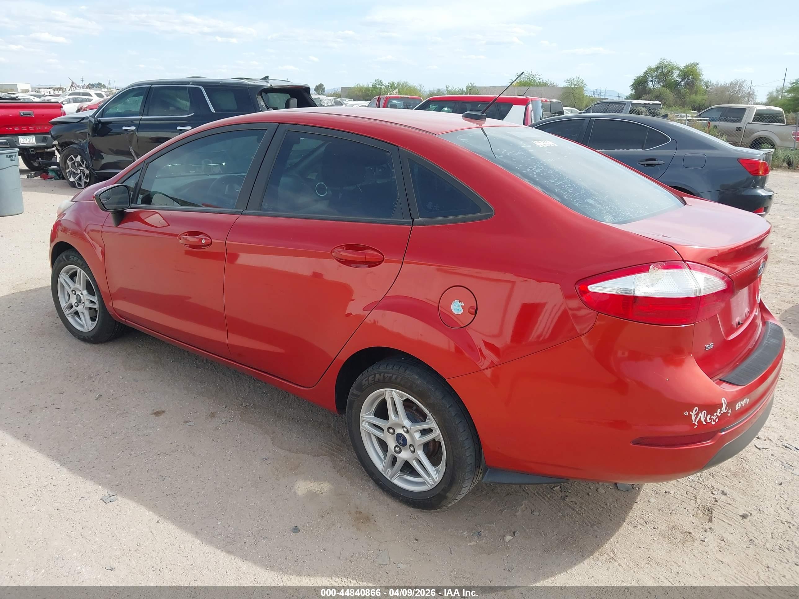 FORD FIESTA image 3