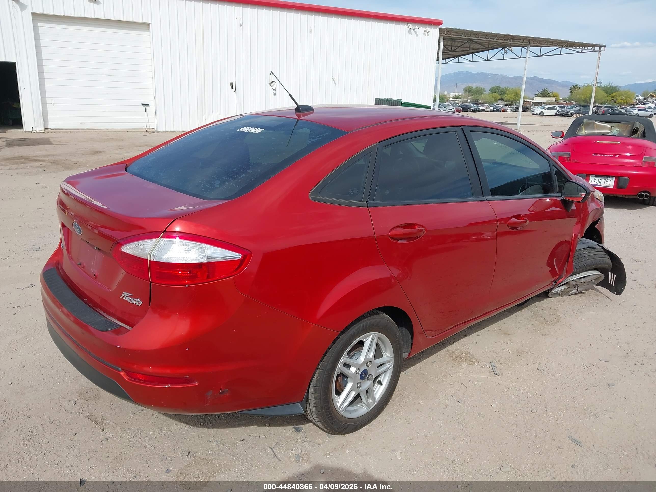 FORD FIESTA image 4