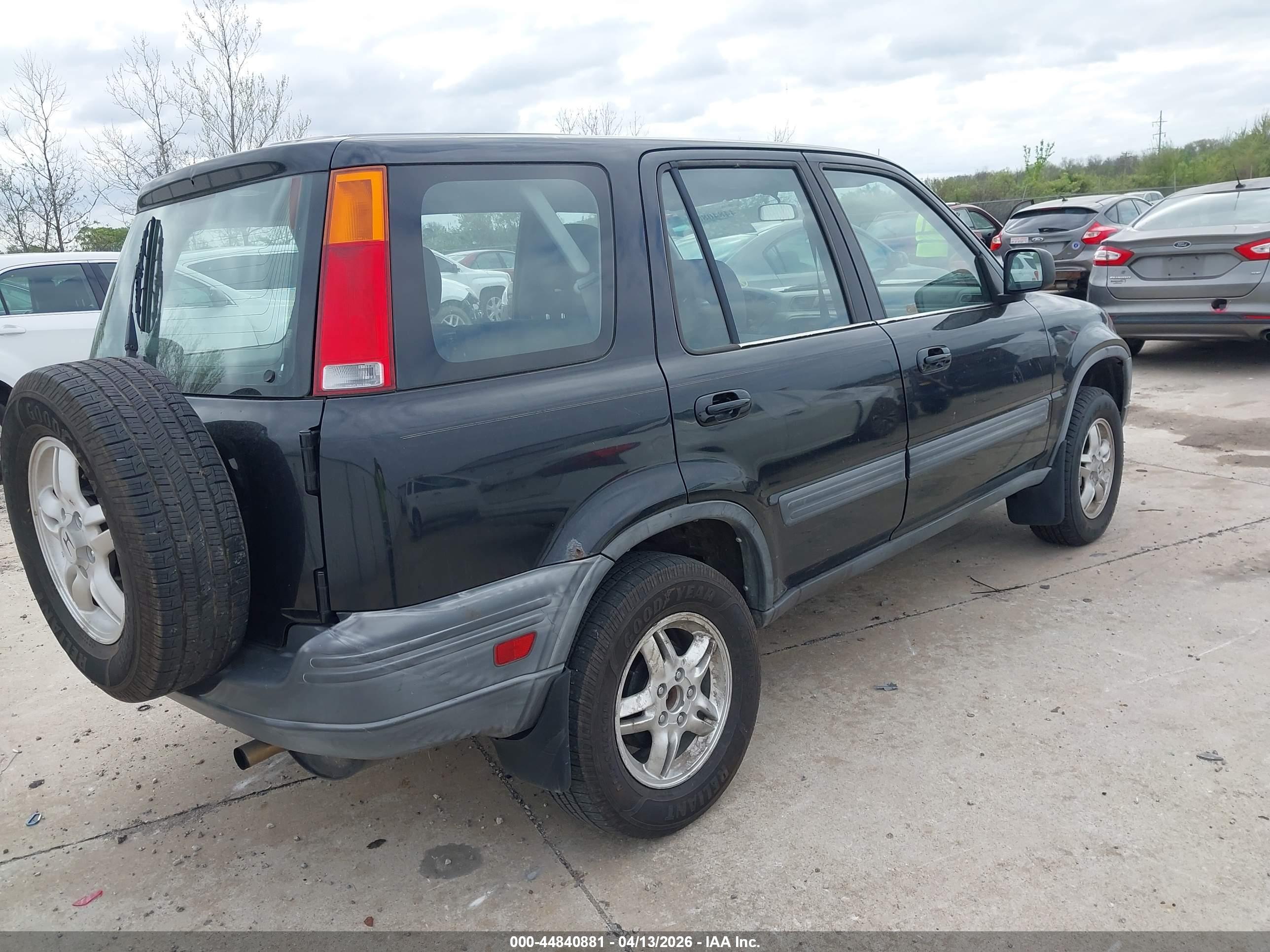 HONDA CR-V image 4