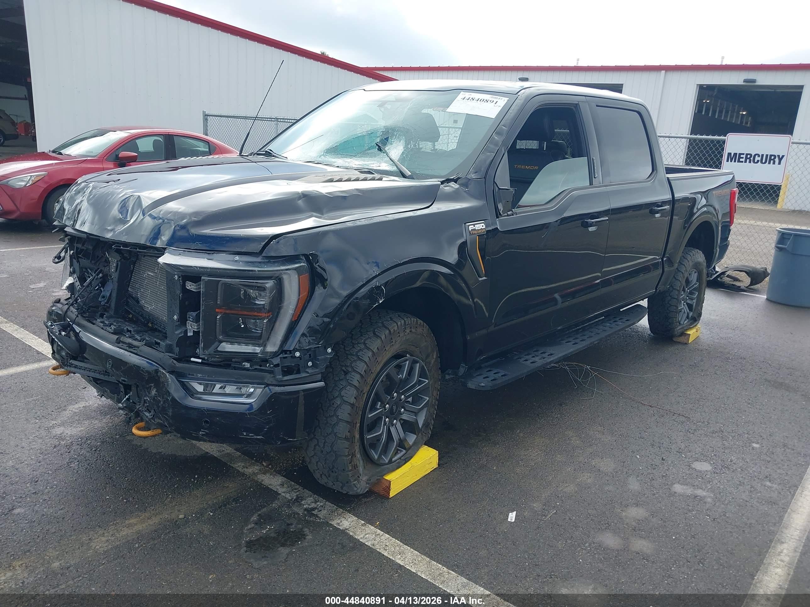 FORD F-150 image 2
