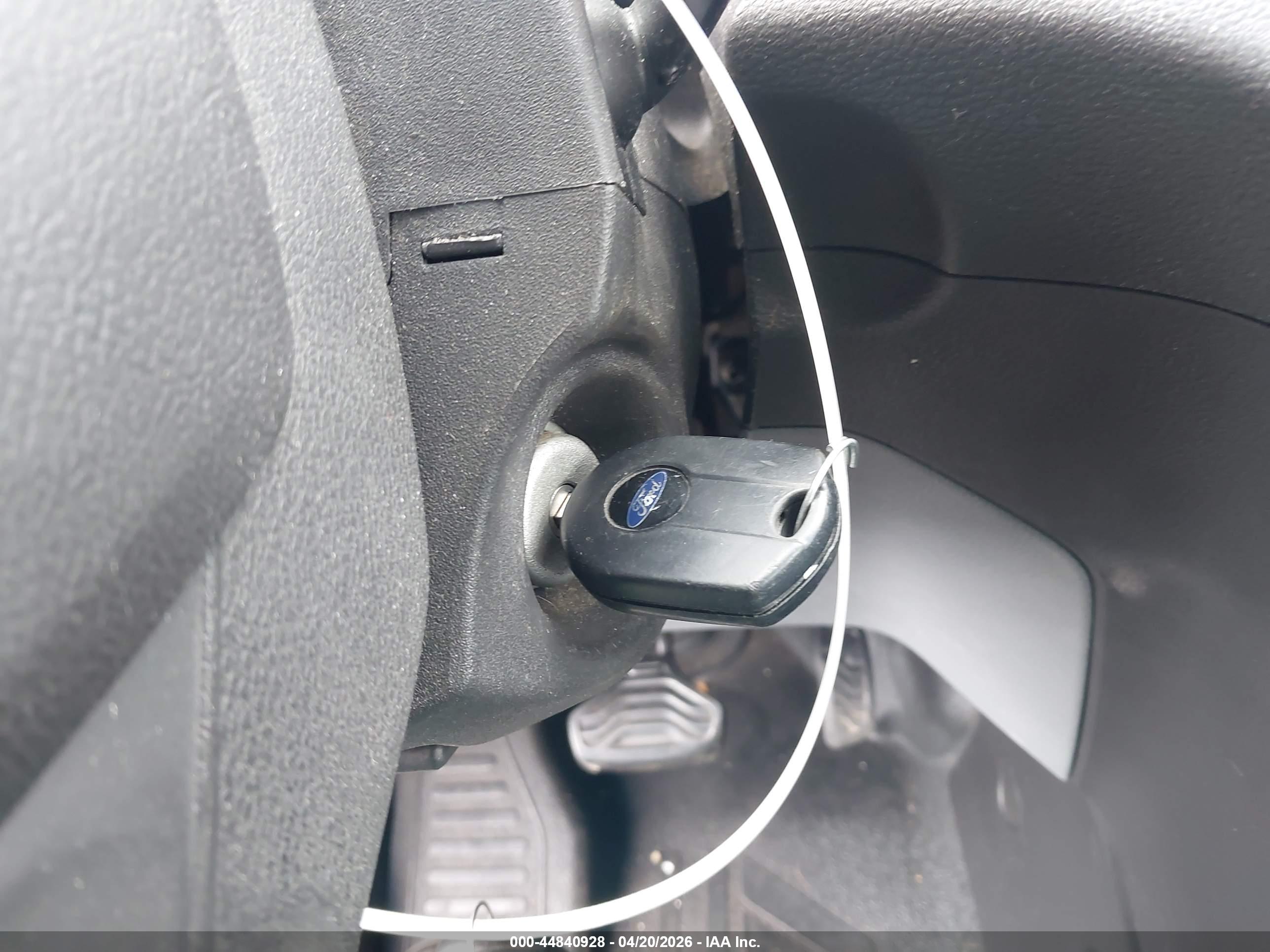 FORD TRANSIT-250 image 11