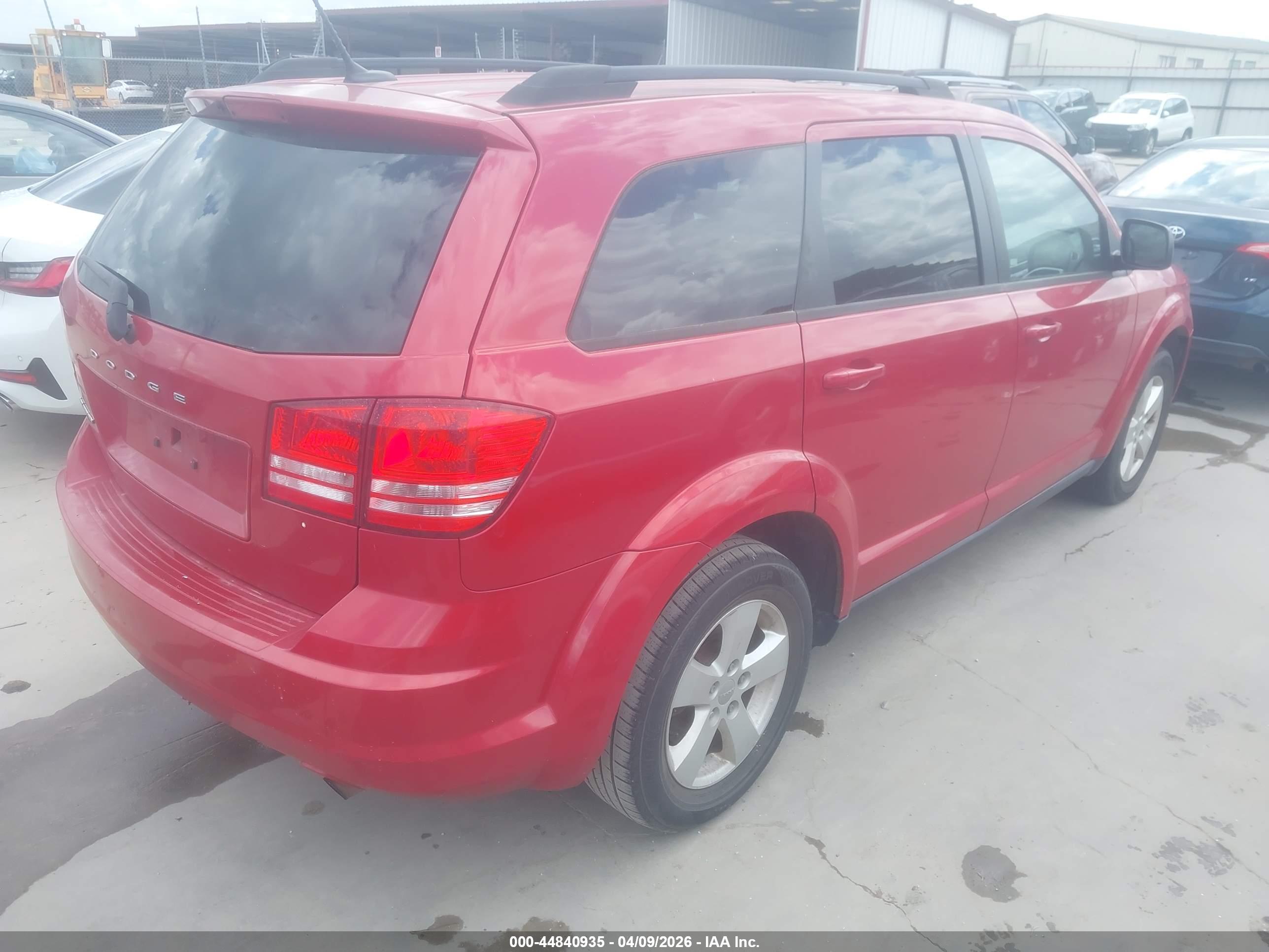 DODGE JOURNEY image 4
