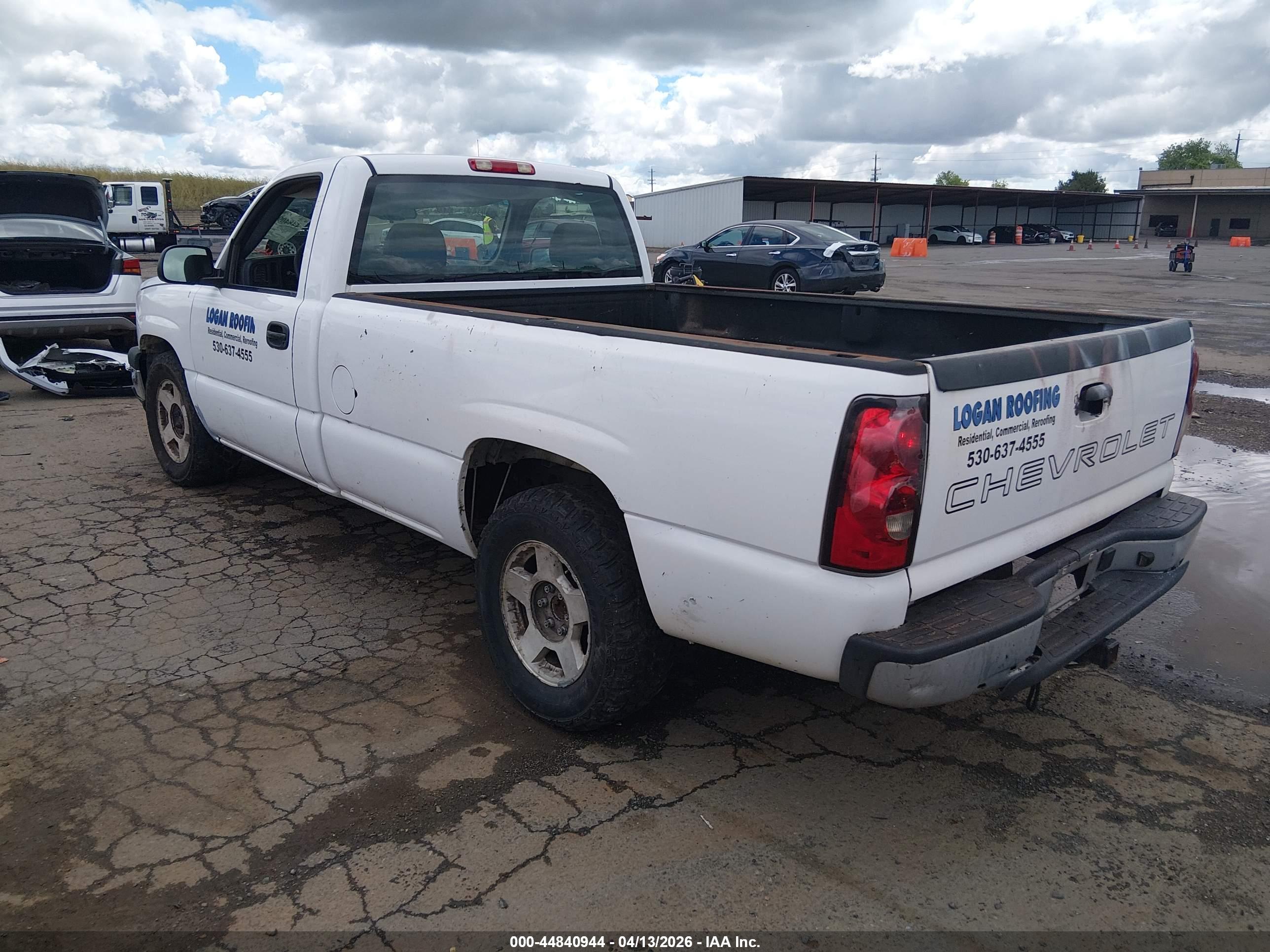 CHEVROLET SILVERADO image 3