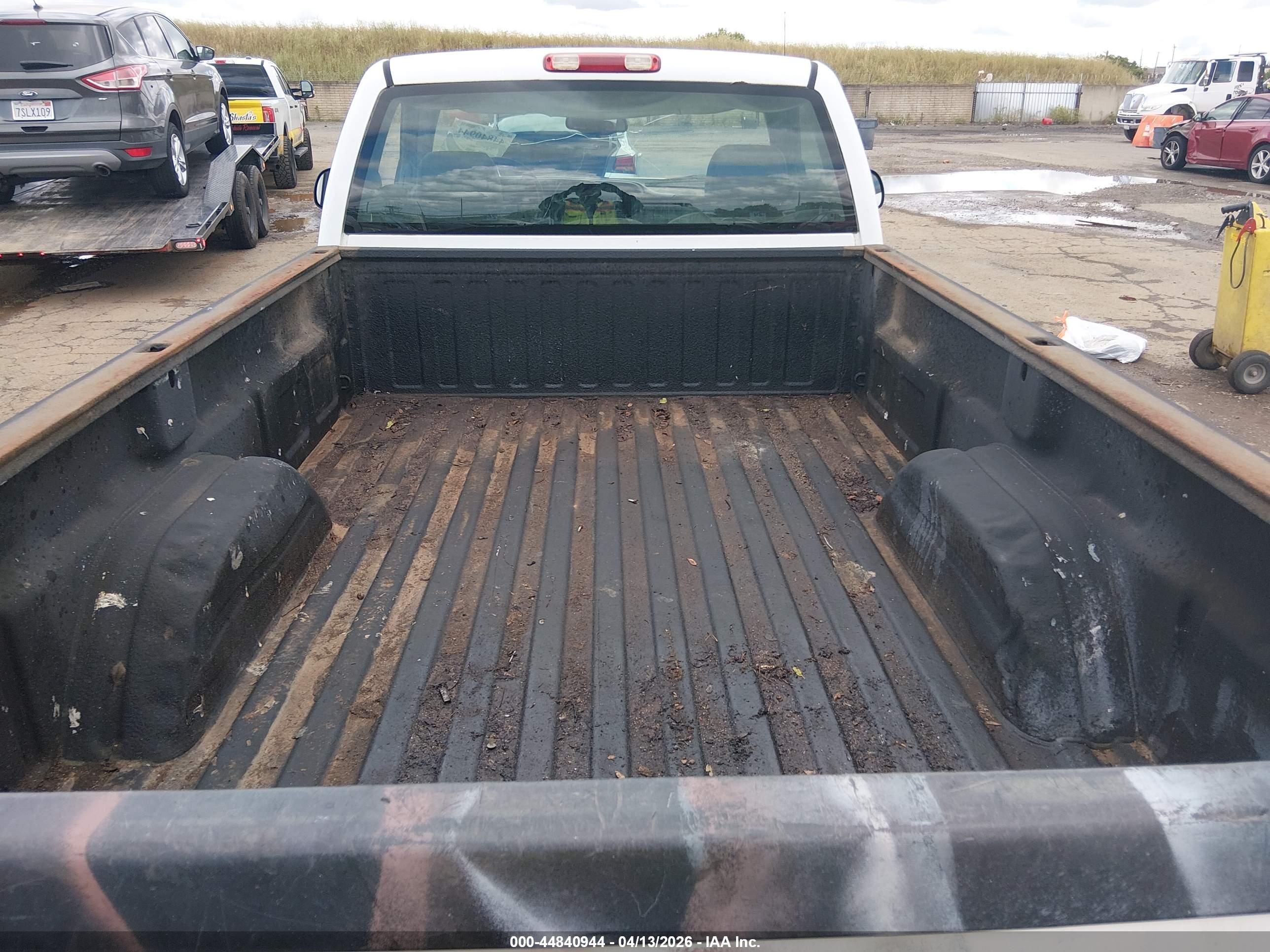 CHEVROLET SILVERADO image 8