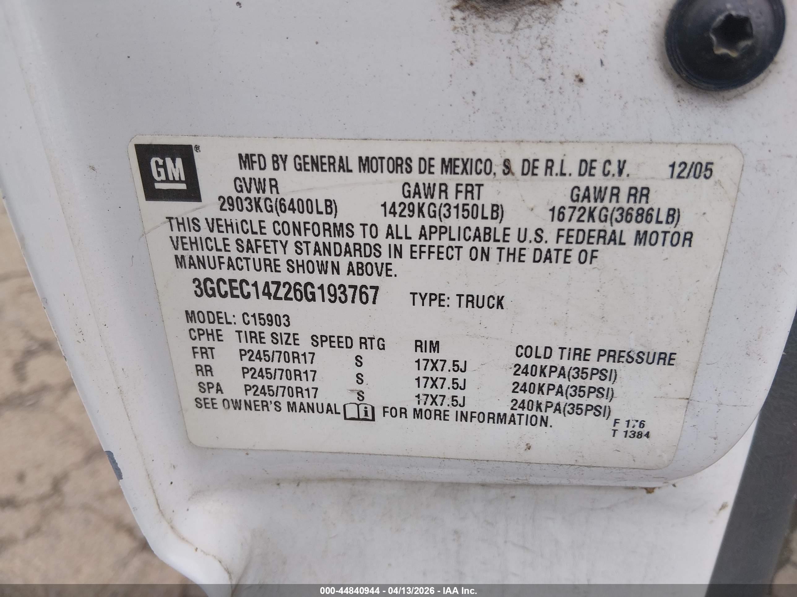 CHEVROLET SILVERADO image 9