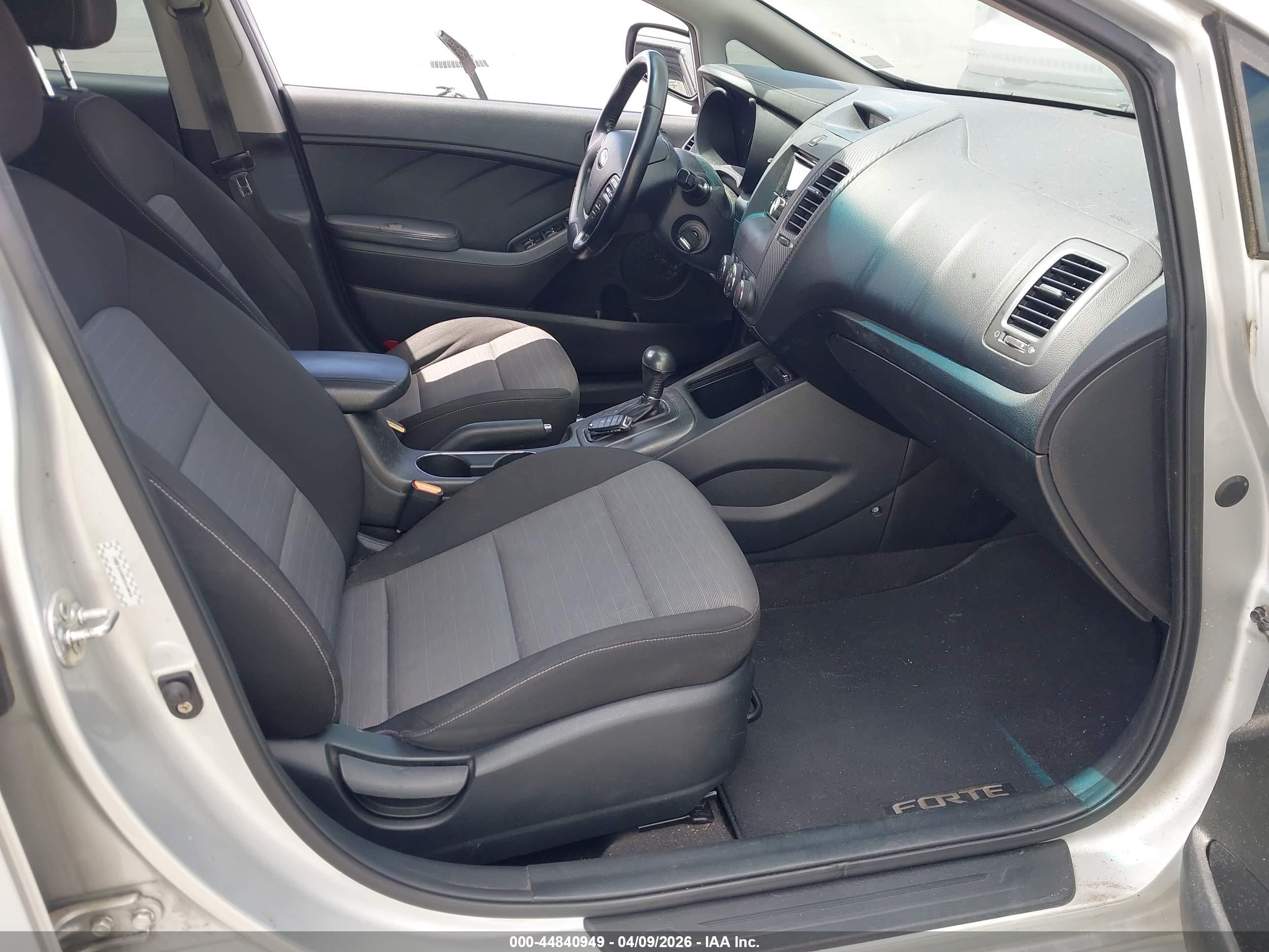 KIA FORTE image 5