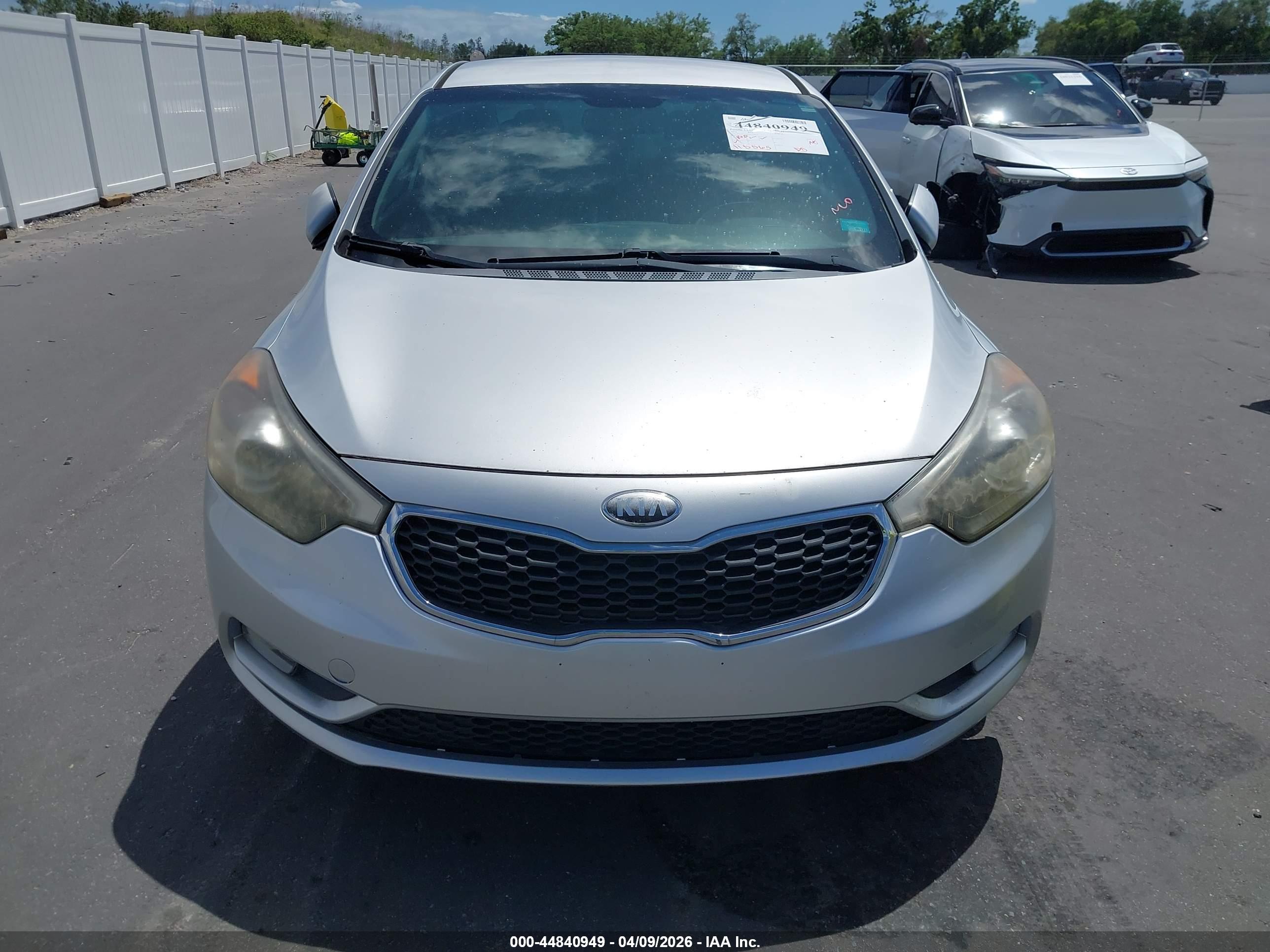 KIA FORTE image 6