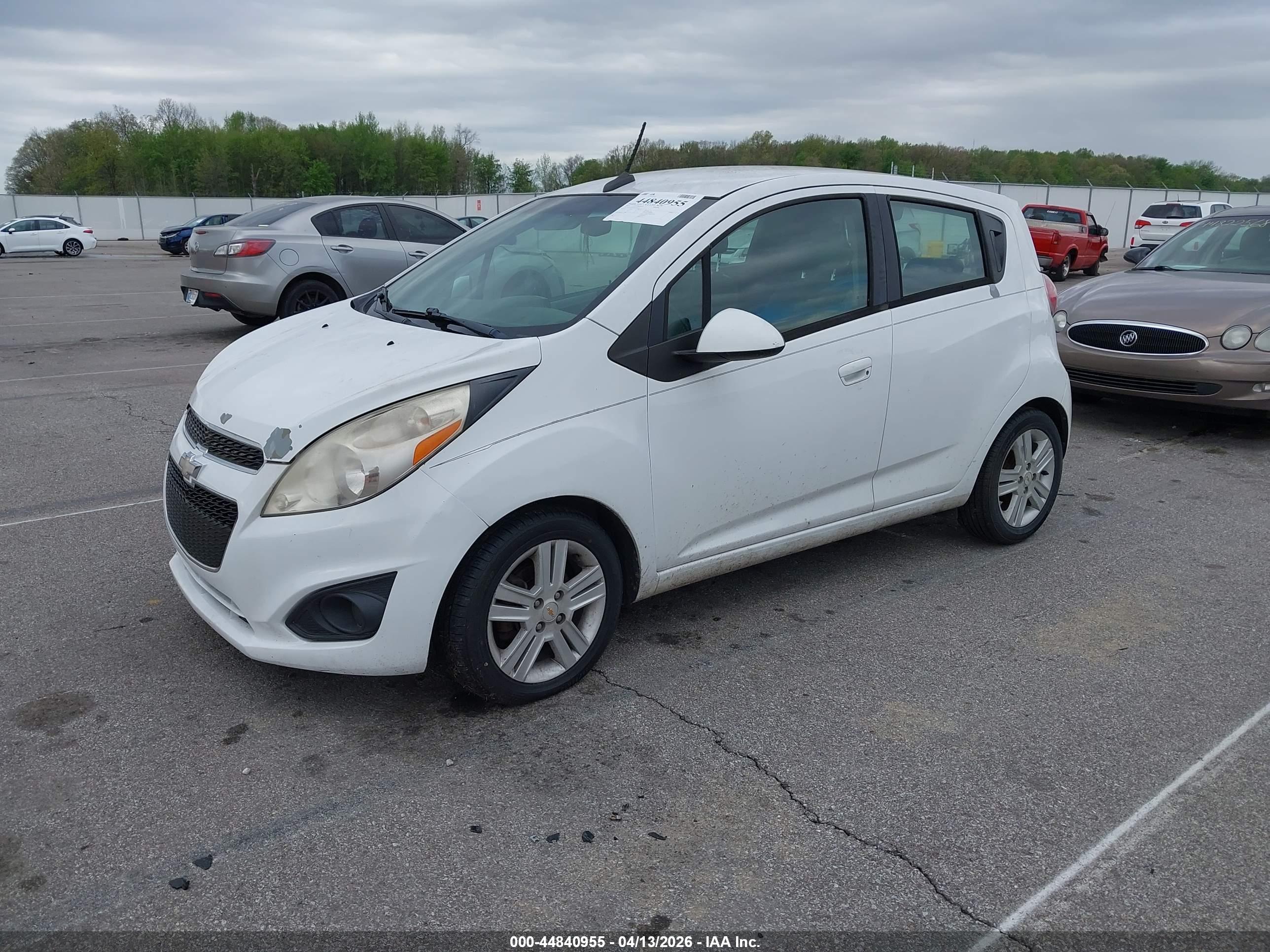 CHEVROLET SPARK image 2