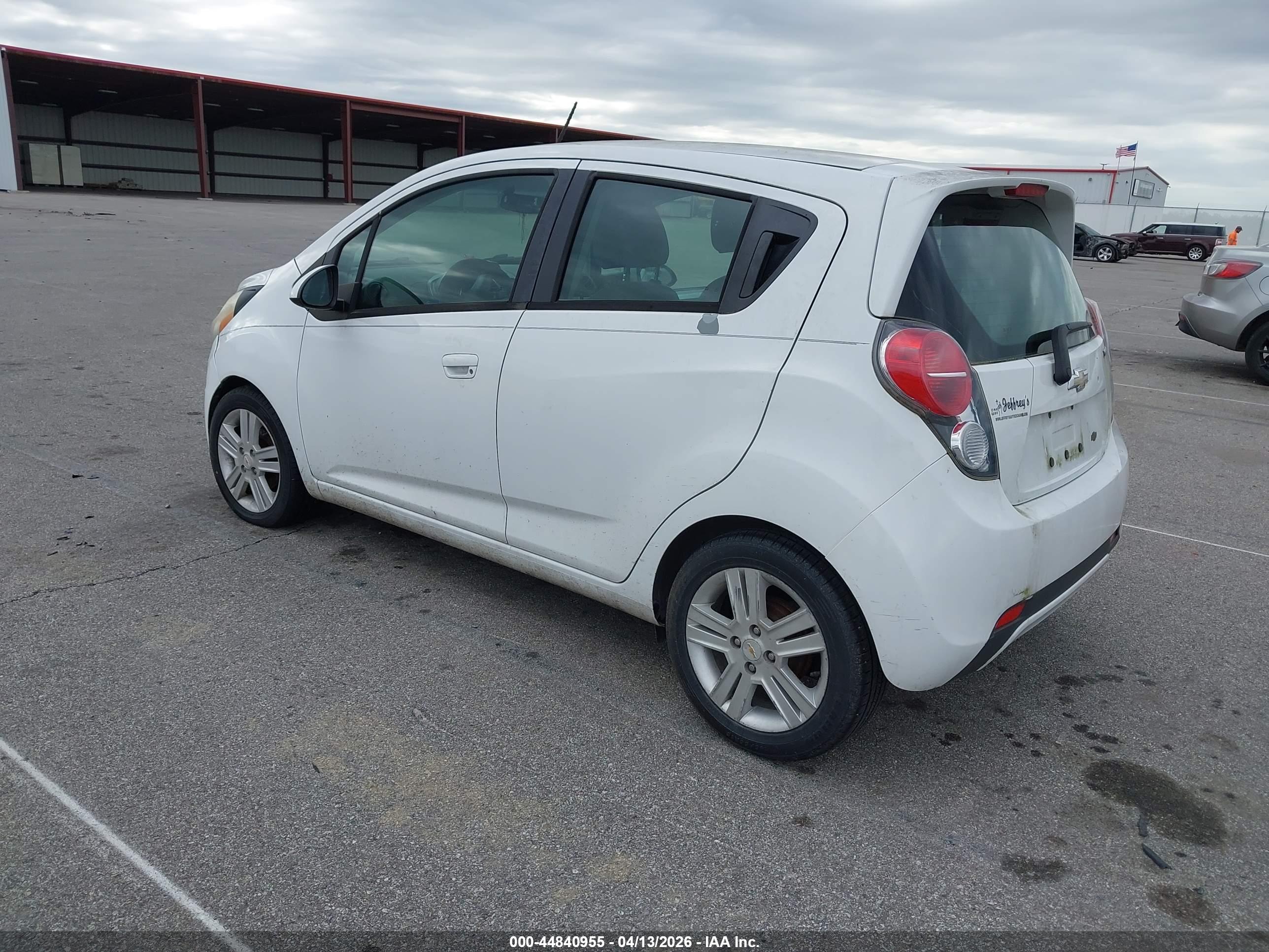 CHEVROLET SPARK image 3