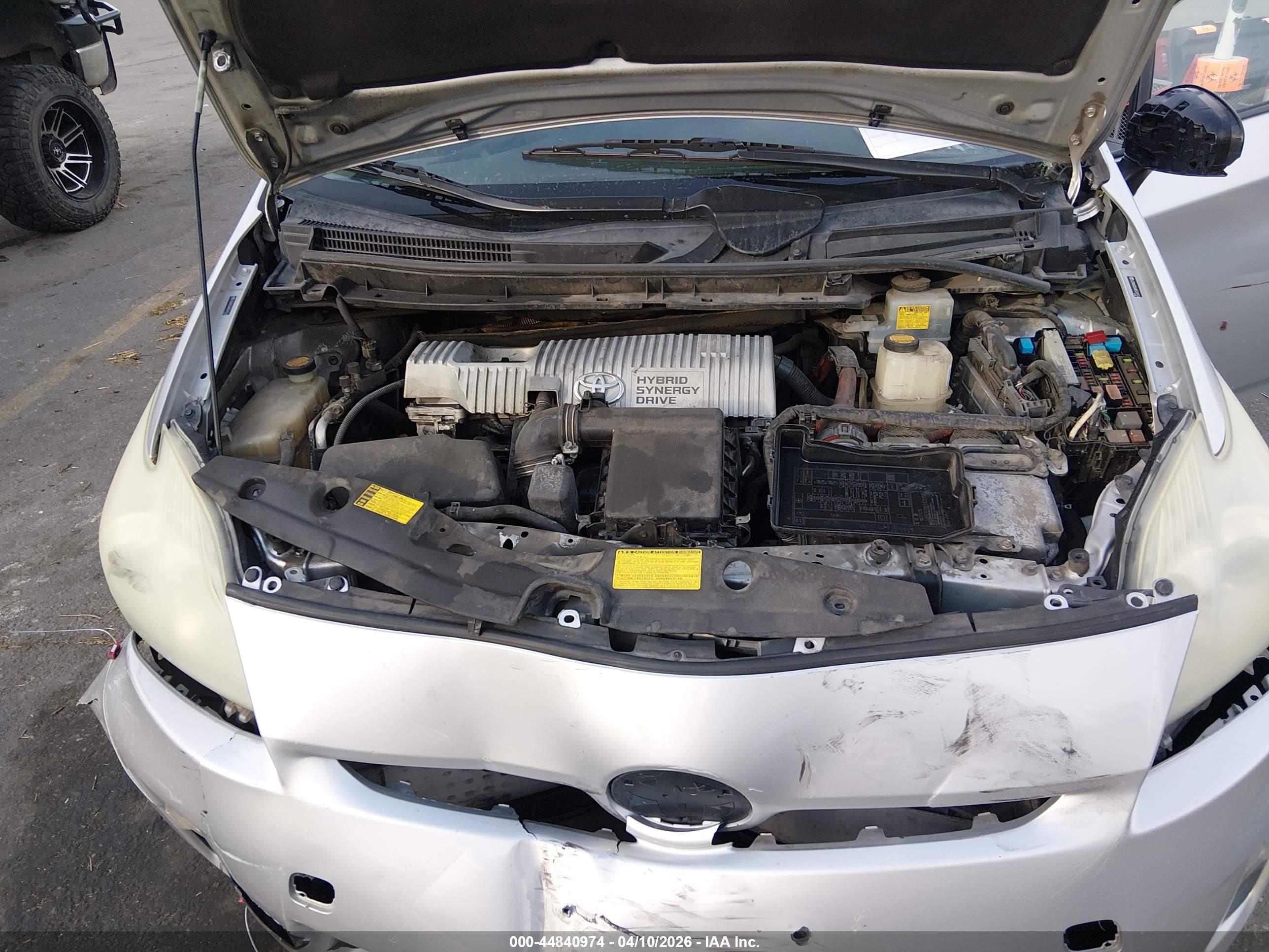 TOYOTA PRIUS image 10