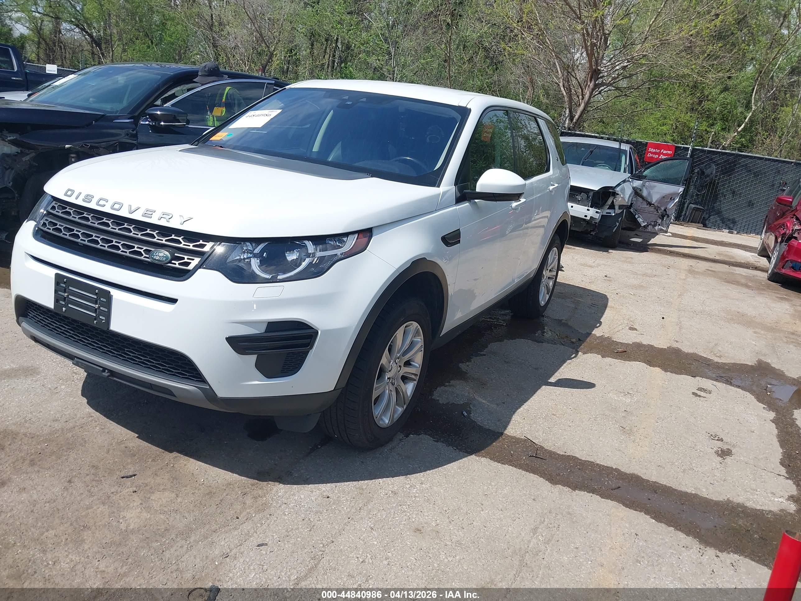 LAND ROVER image 2