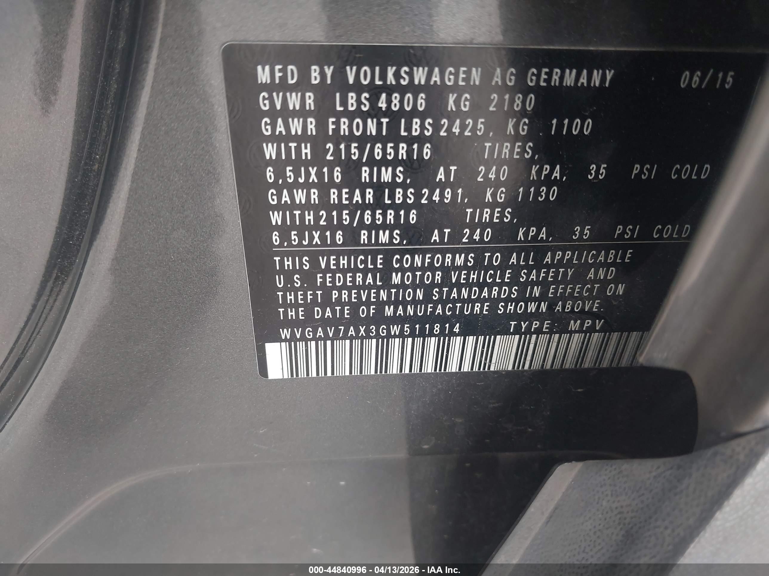 VOLKSWAGEN TIGUAN image 9