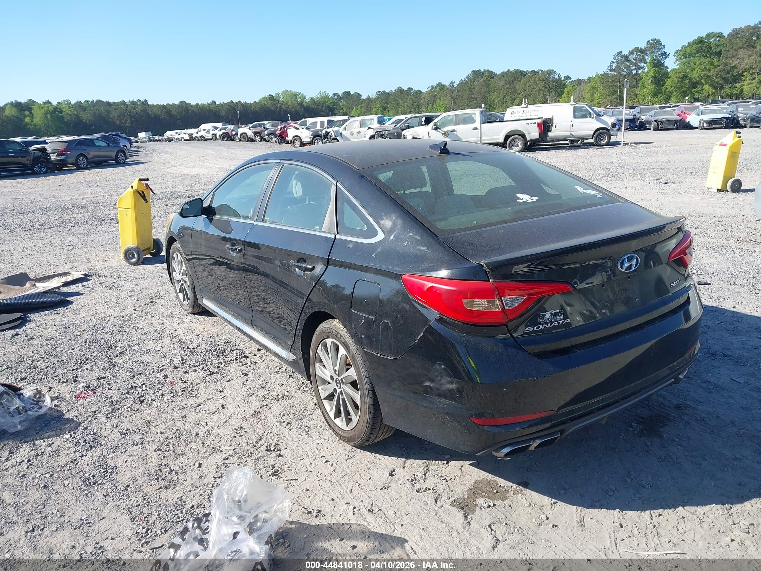 HYUNDAI SONATA image 3