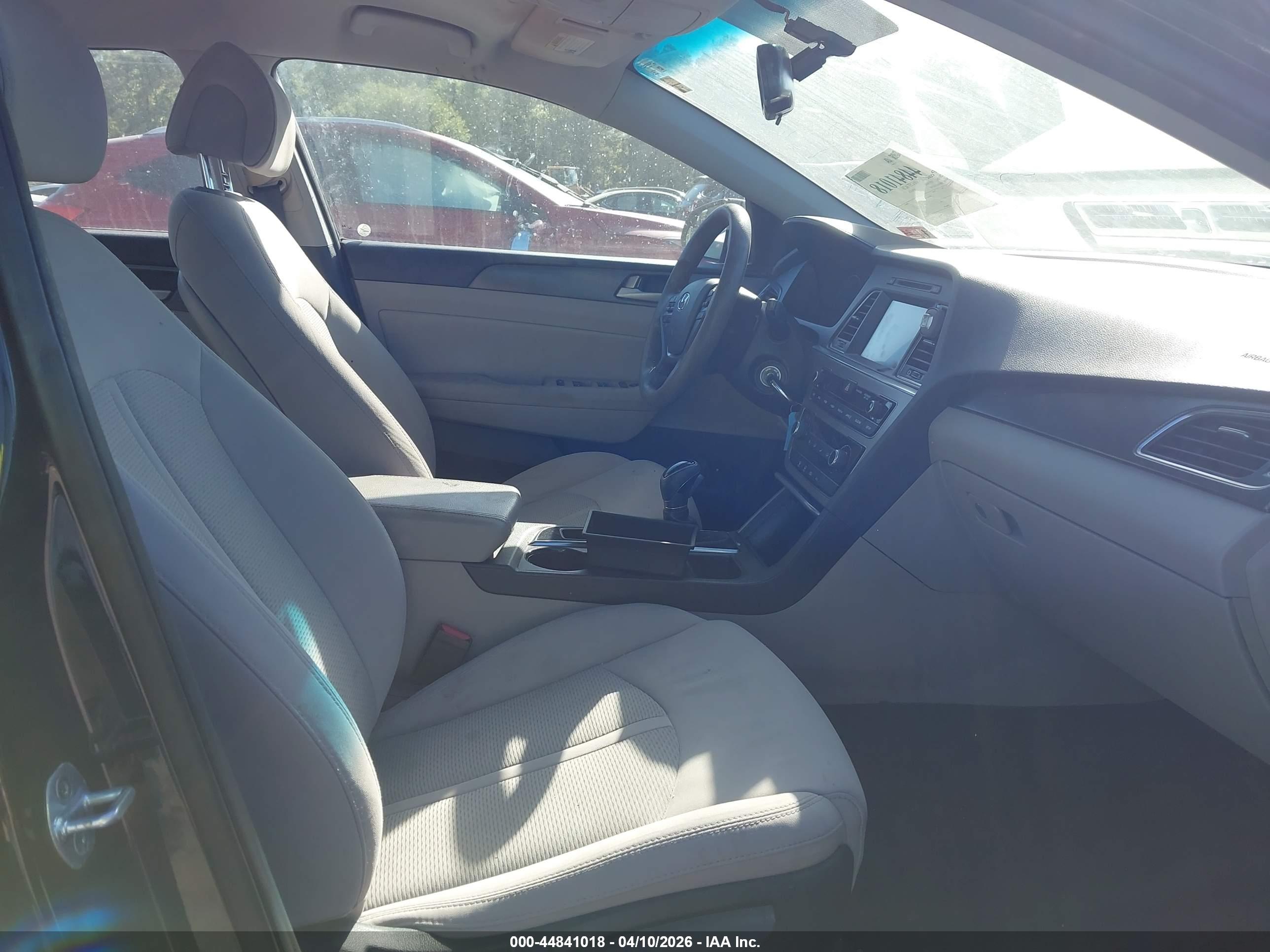 HYUNDAI SONATA image 5