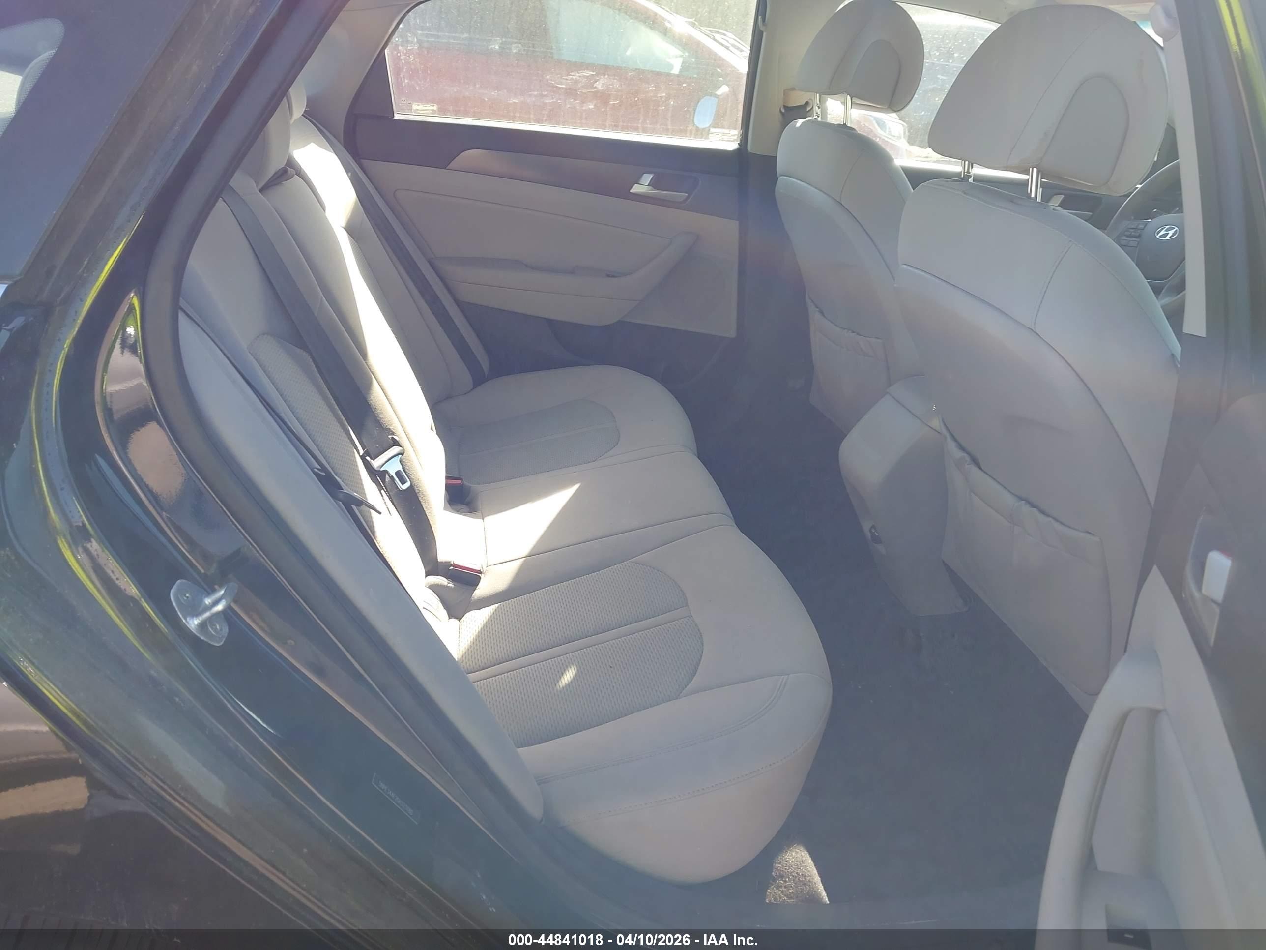 HYUNDAI SONATA image 8