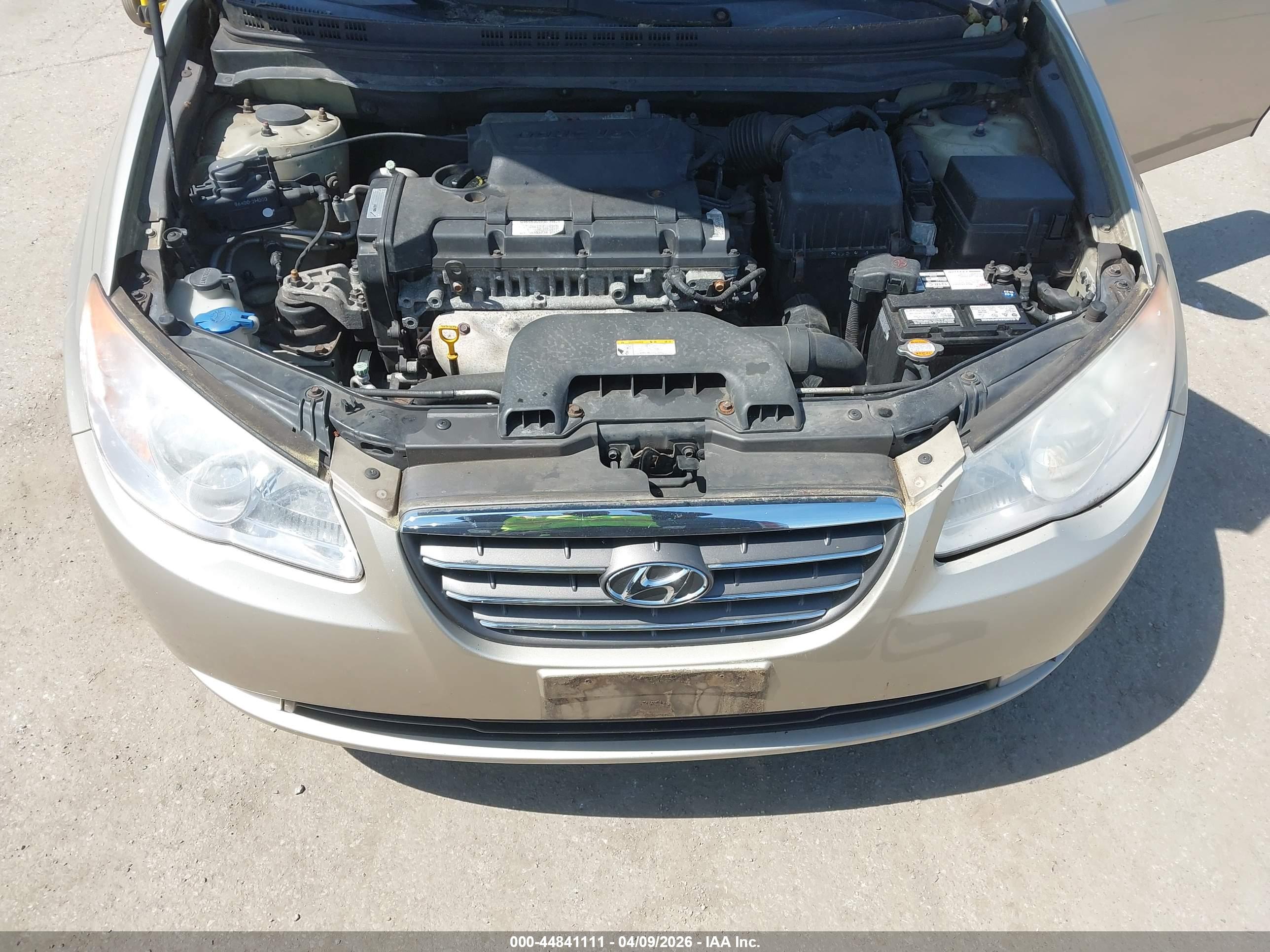 HYUNDAI ELANTRA image 10