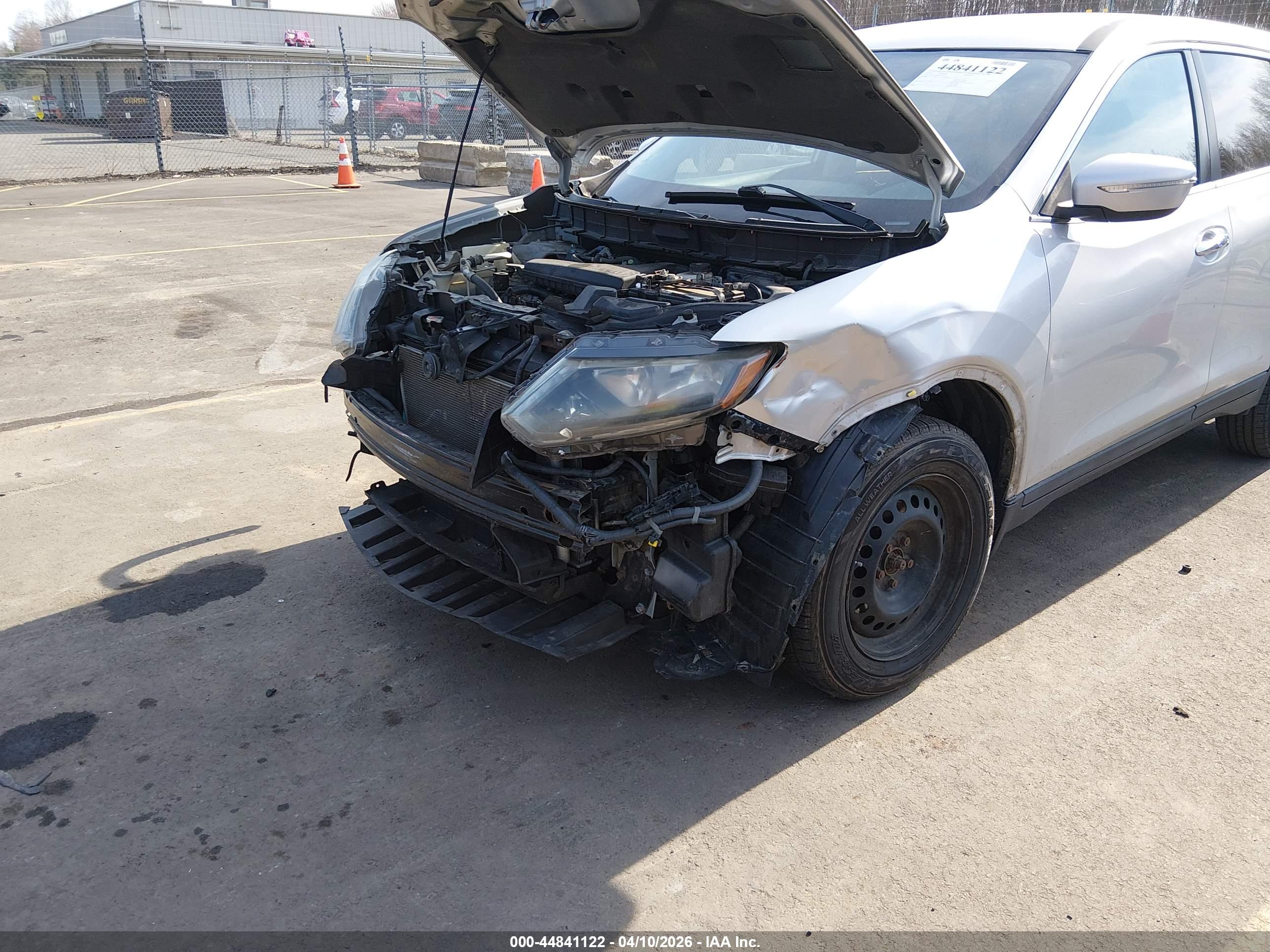 NISSAN ROGUE image 6