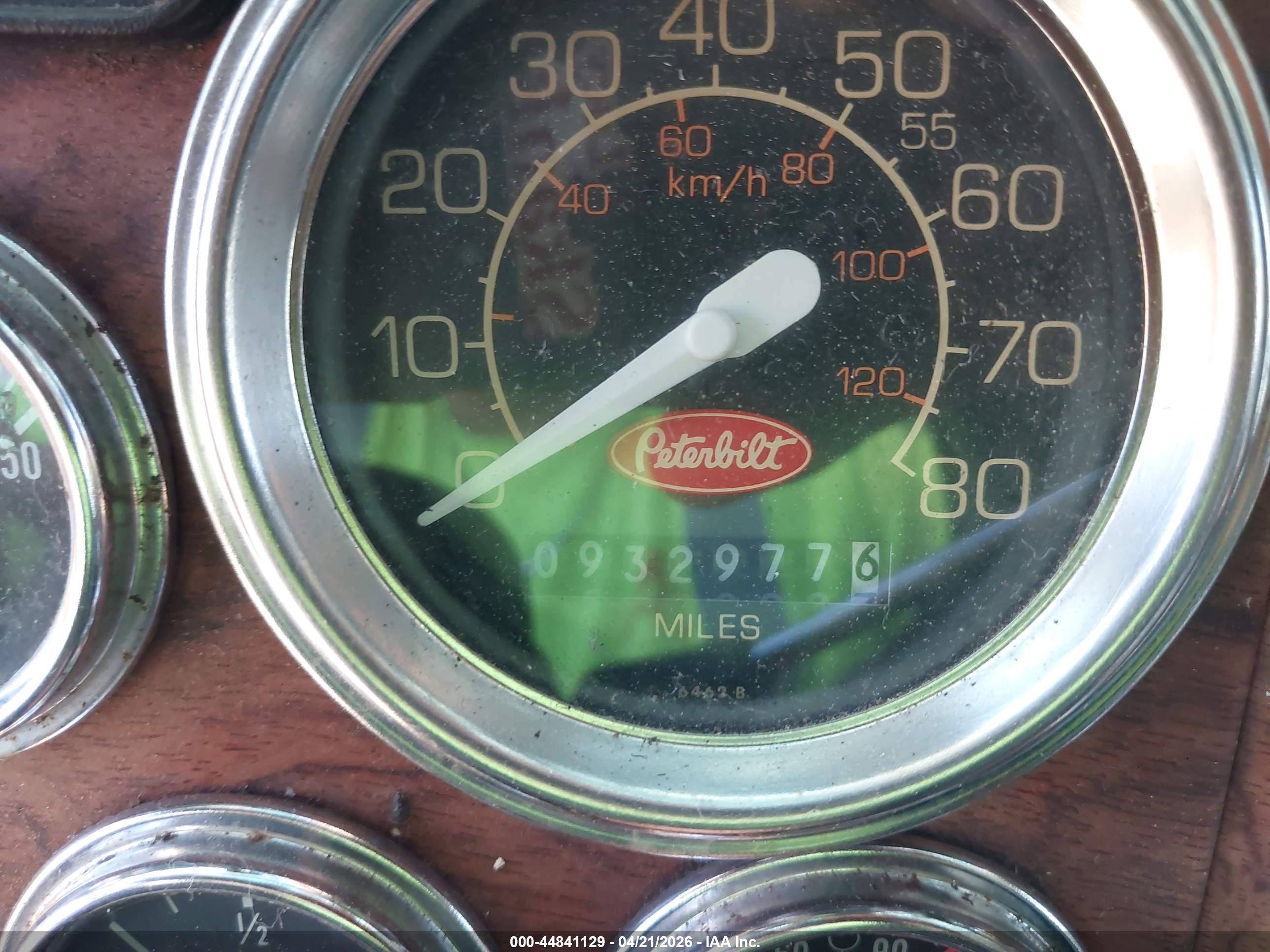 PETERBILT 379 image 6