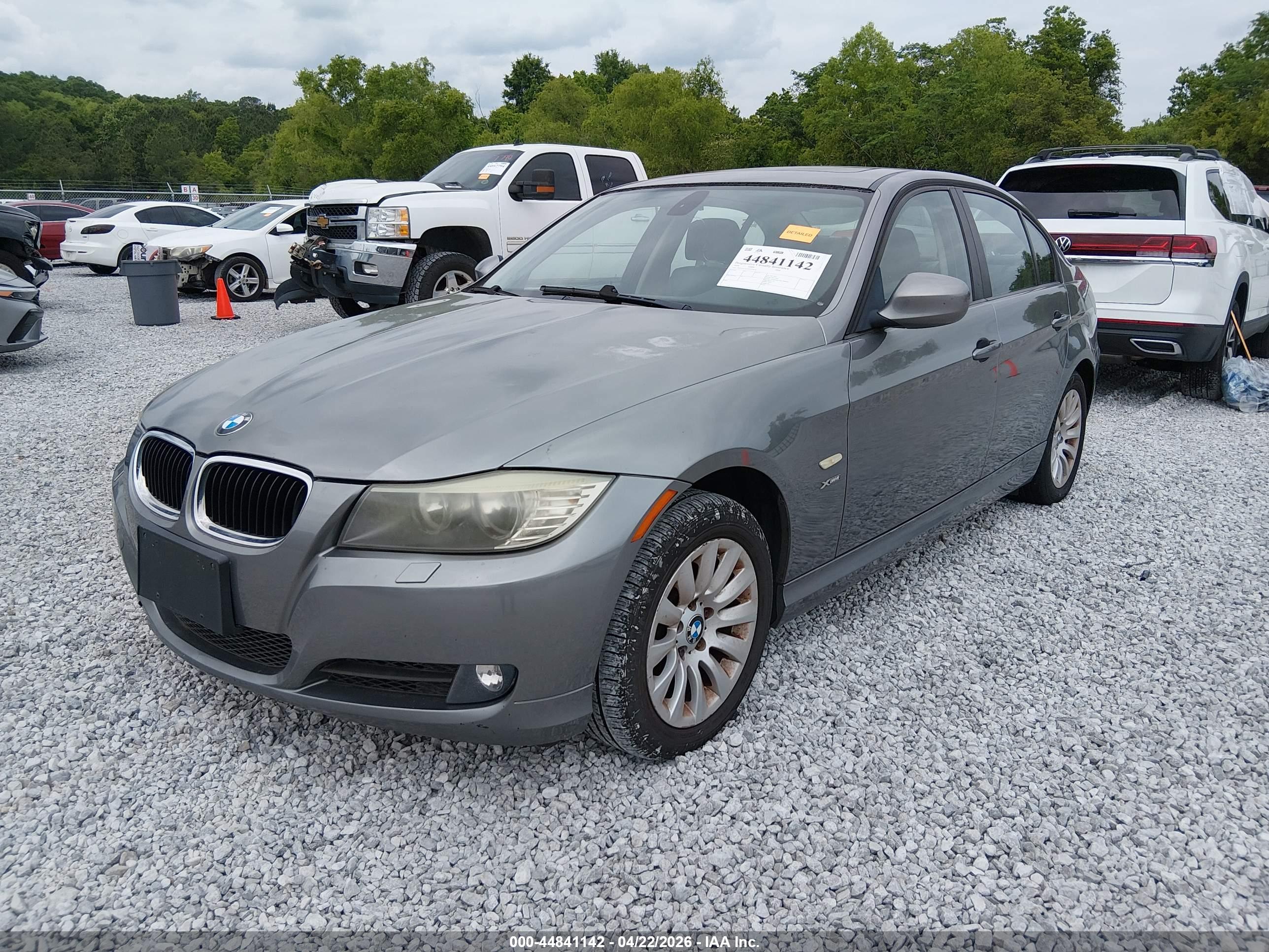 BMW 328I image 2