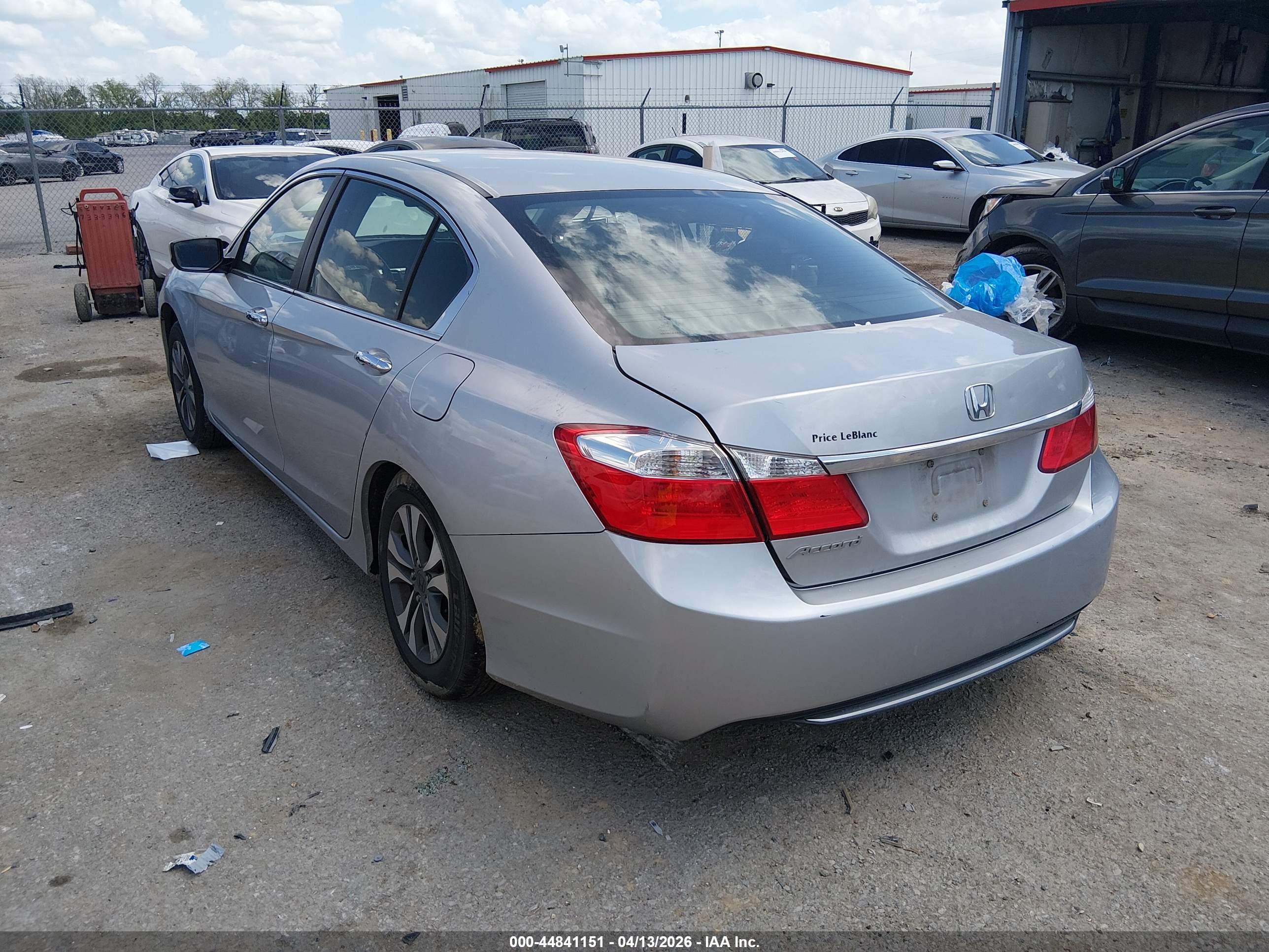 HONDA ACCORD image 3