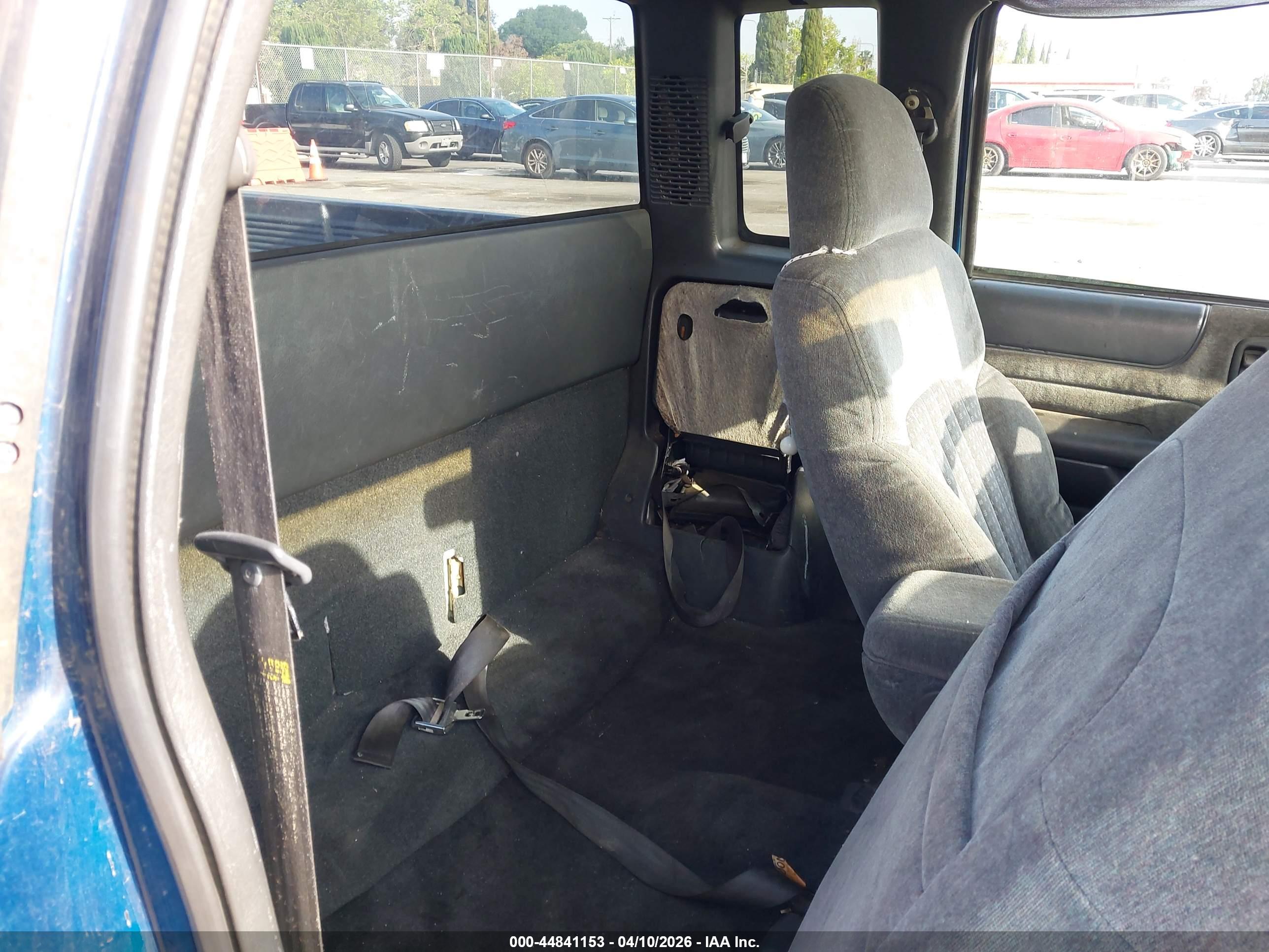 CHEVROLET S-10 image 8
