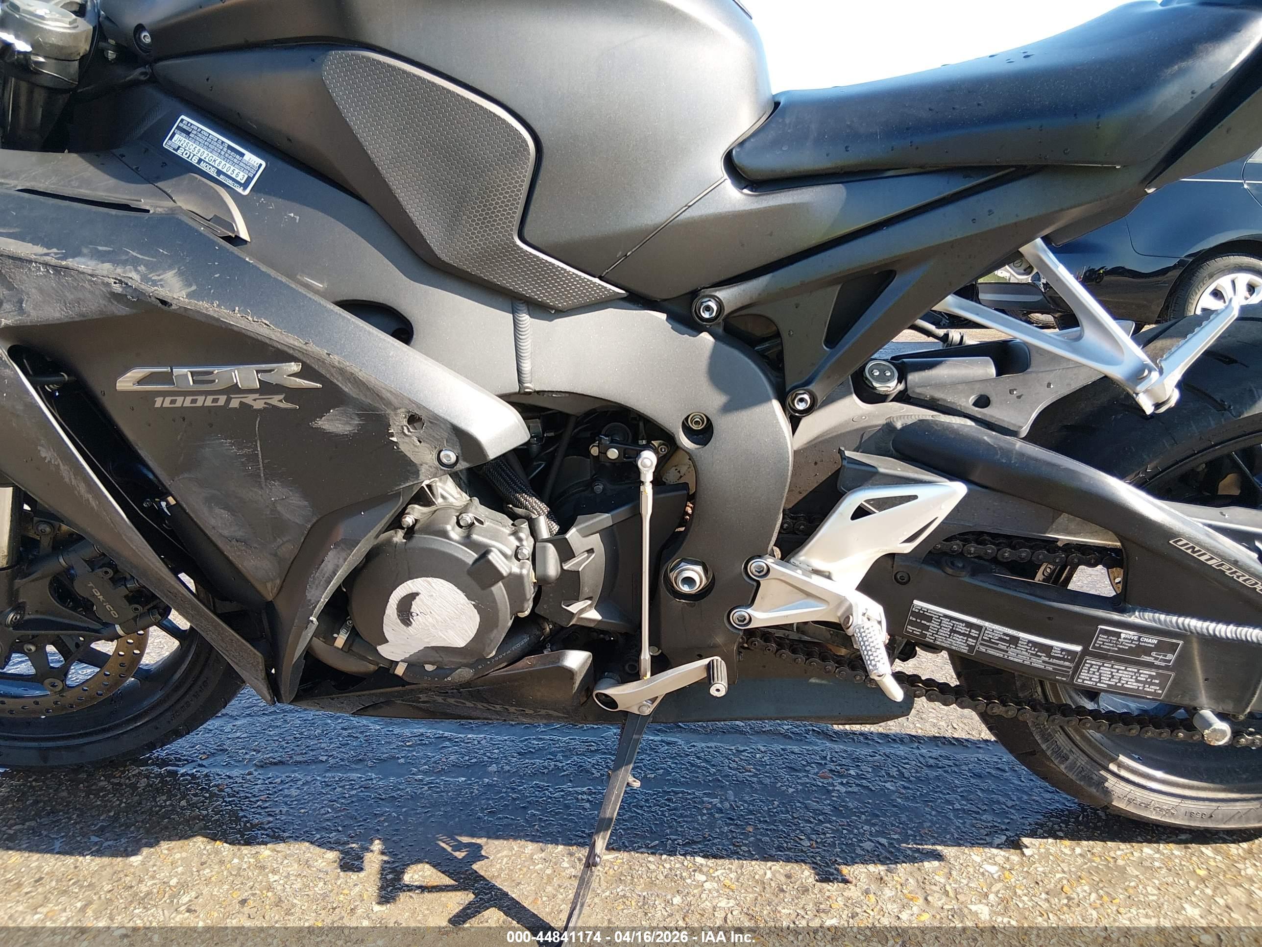 HONDA CBR1000 image 9
