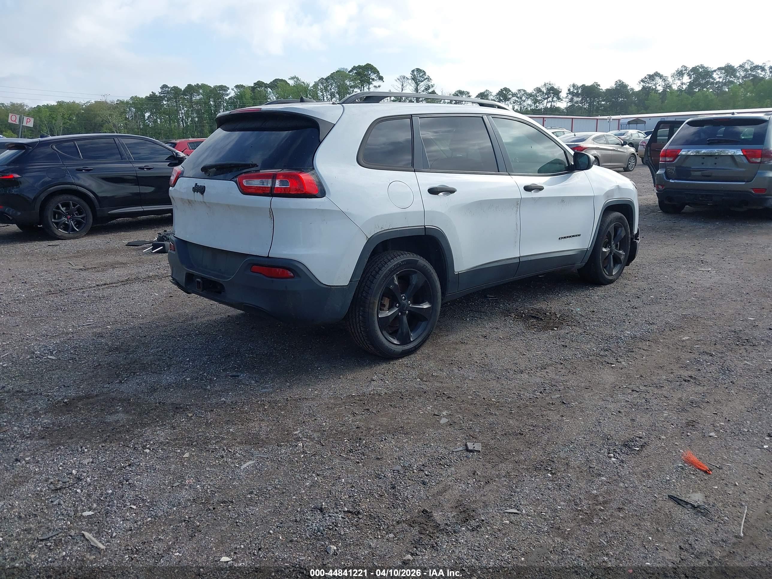JEEP CHEROKEE image 4