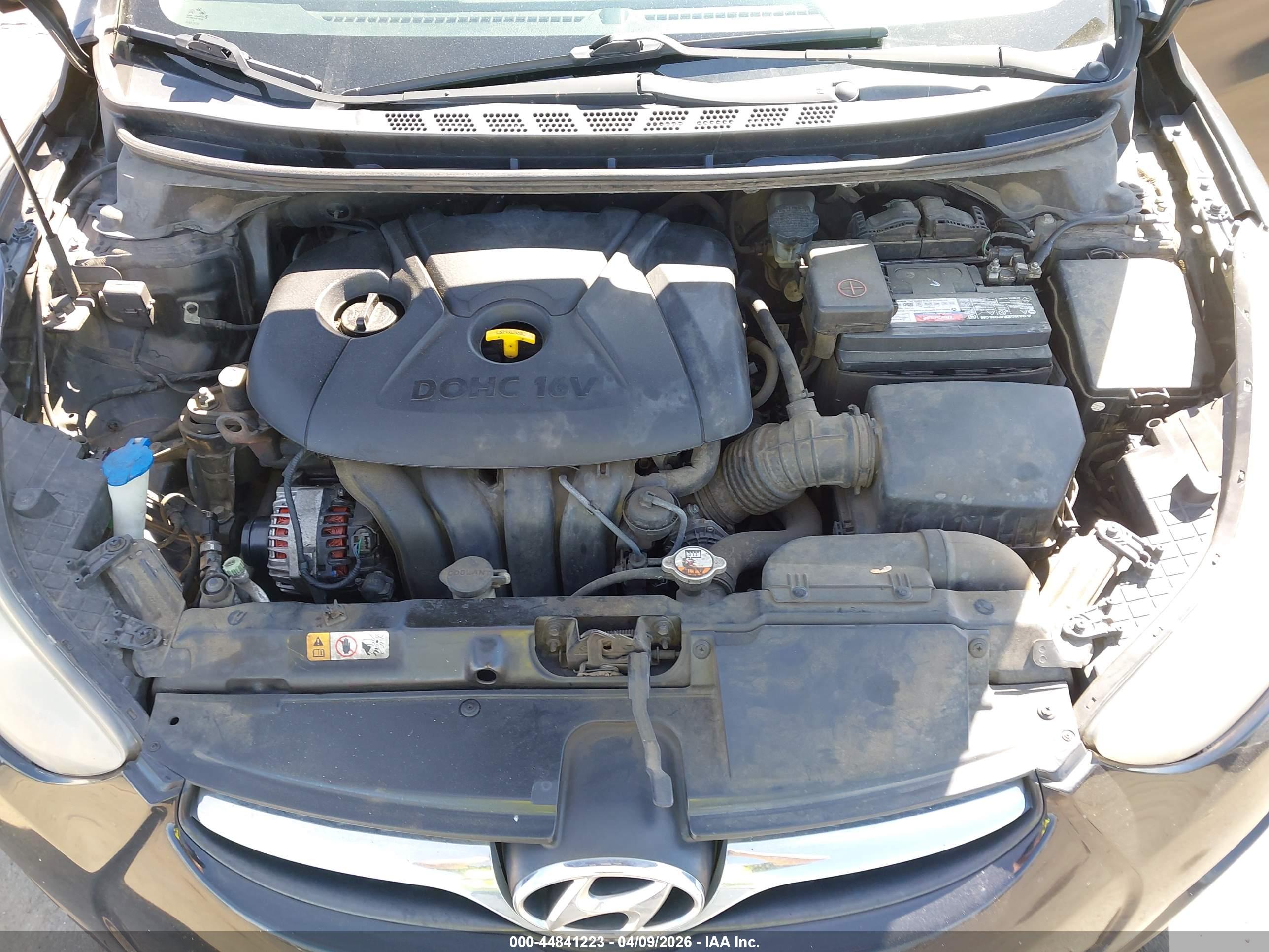 HYUNDAI ELANTRA image 10