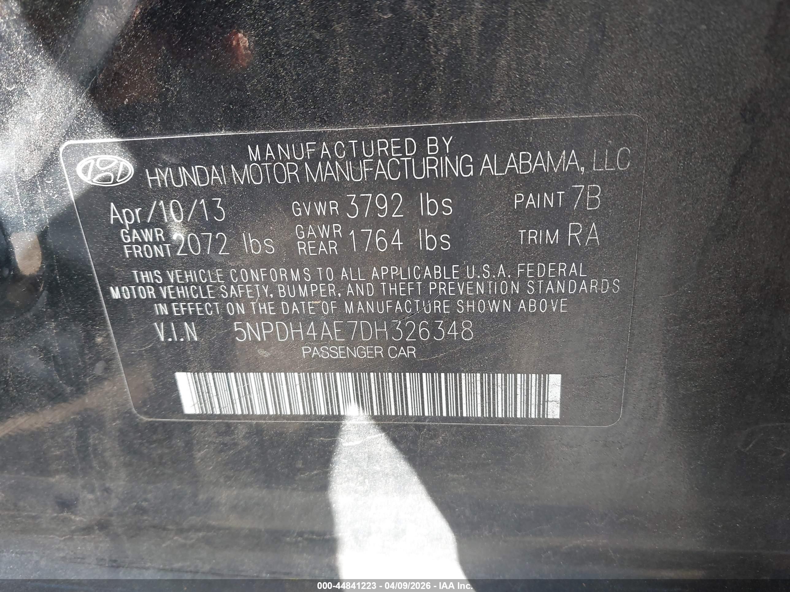 HYUNDAI ELANTRA image 9