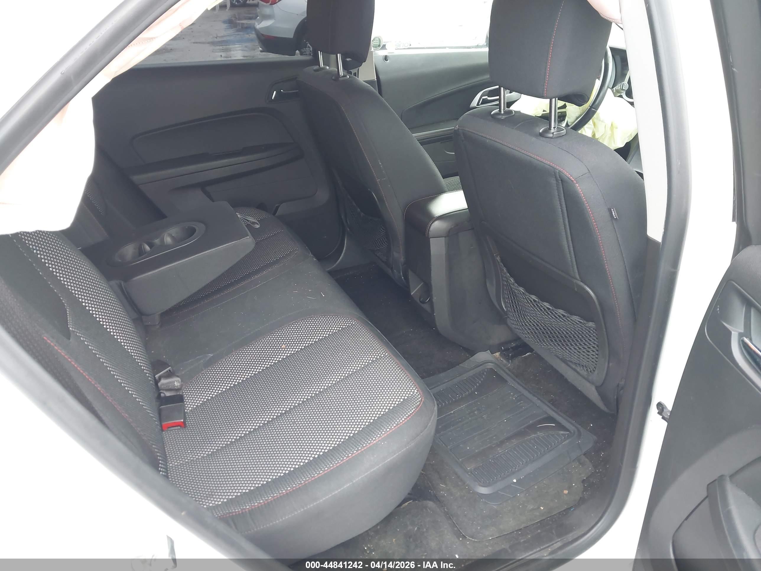 CHEVROLET EQUINOX image 8