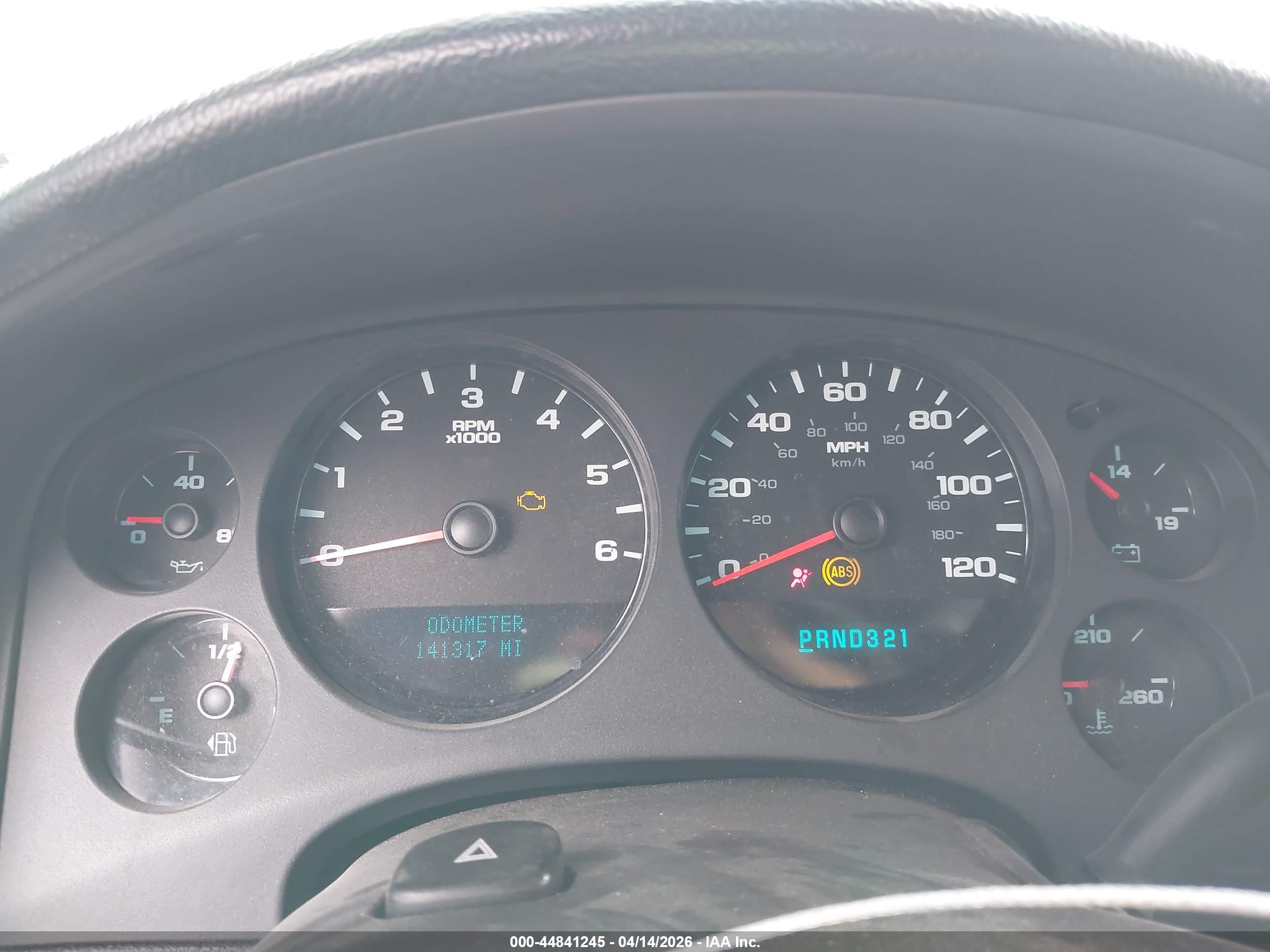 CHEVROLET TAHOE image 7