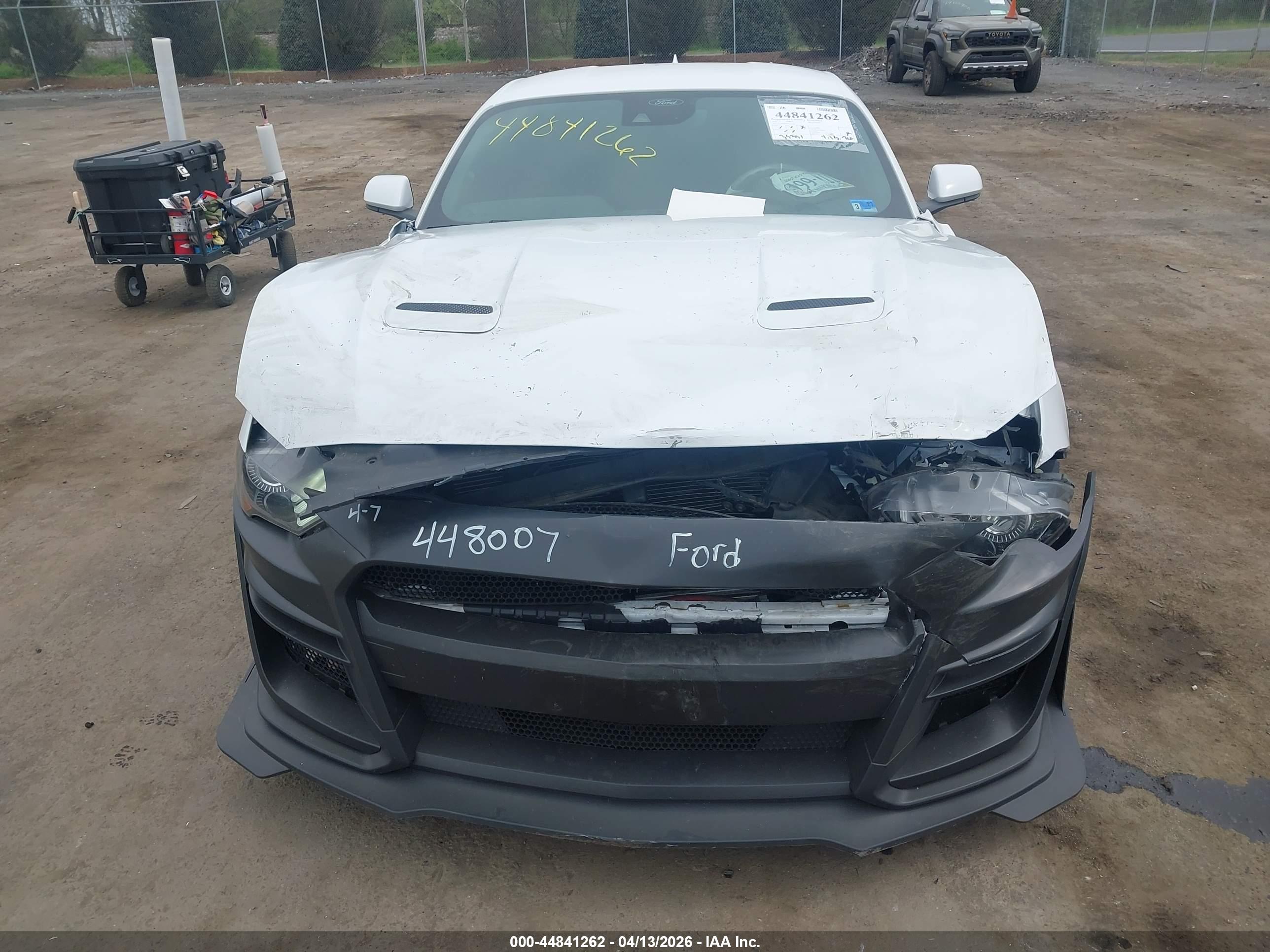 FORD MUSTANG image 6