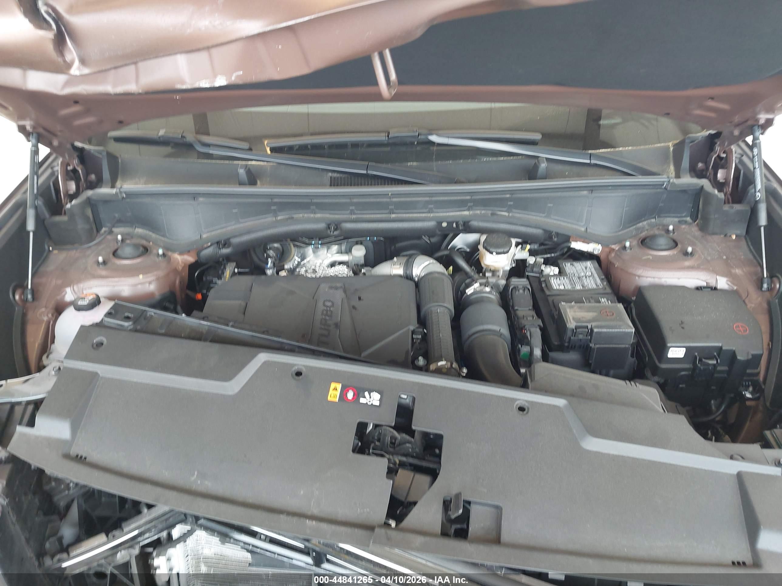 HYUNDAI SANTA image 10