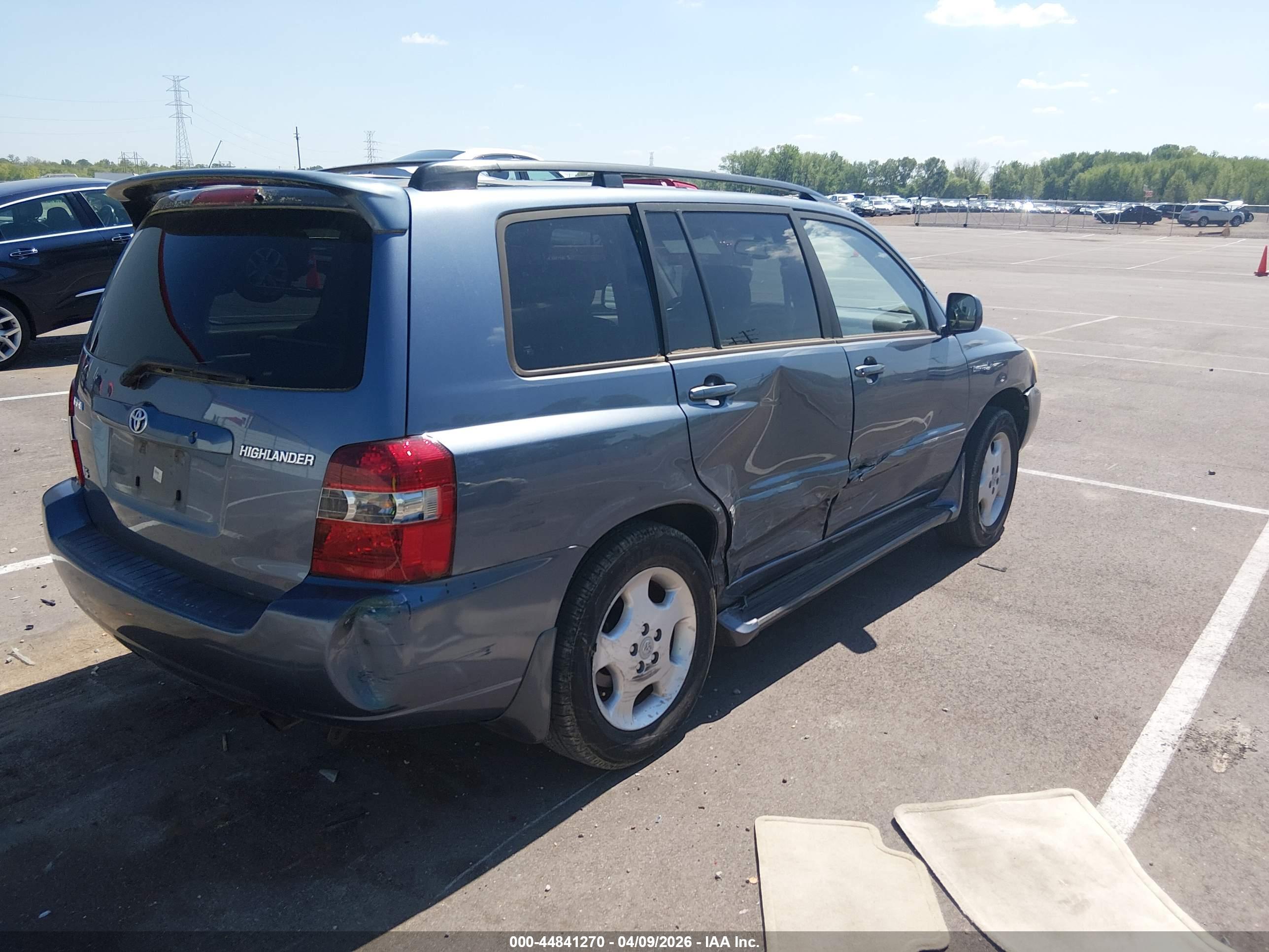 TOYOTA HIGHLANDER image 4