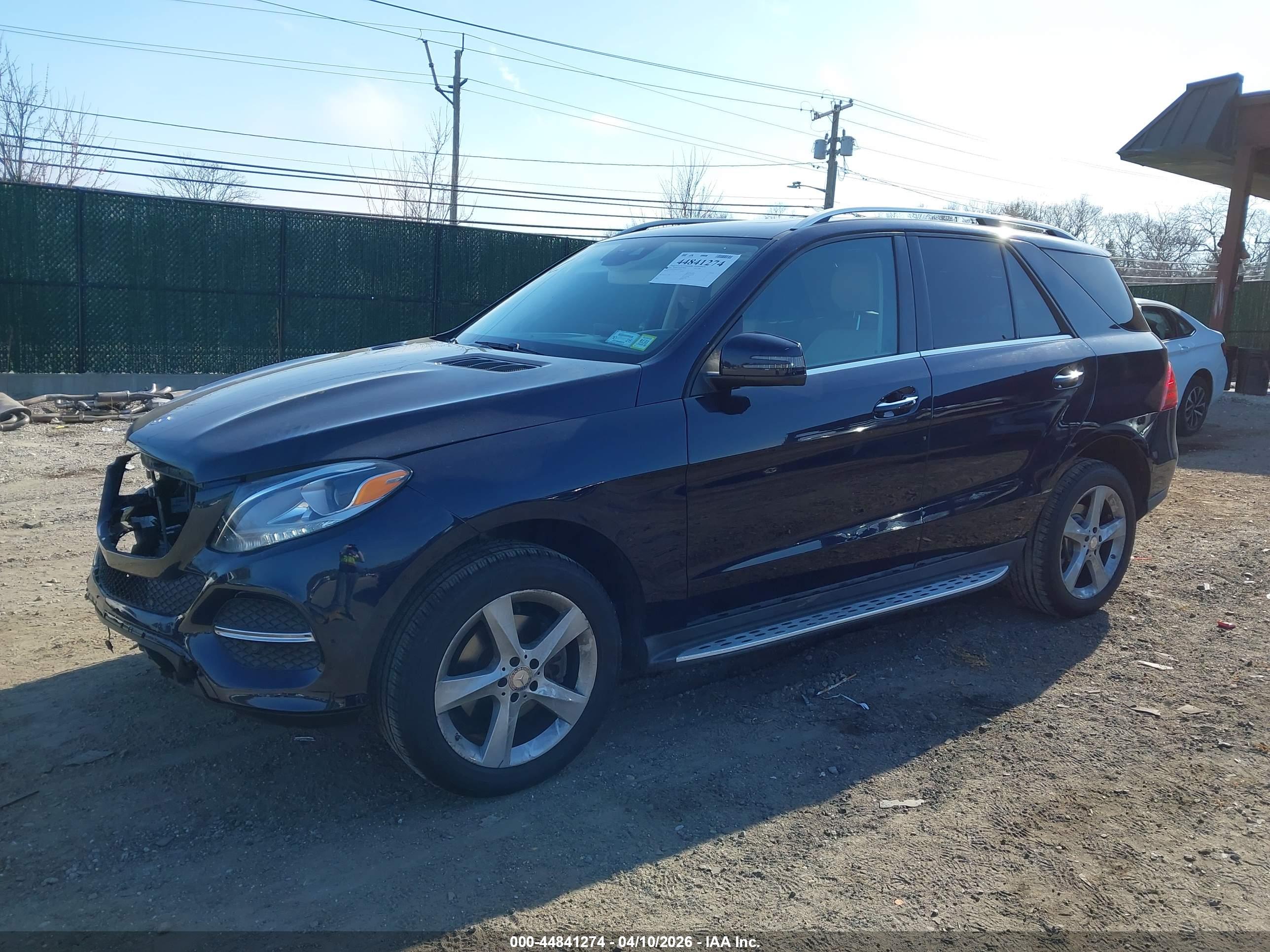 MERCEDES-BENZ GLE image 2