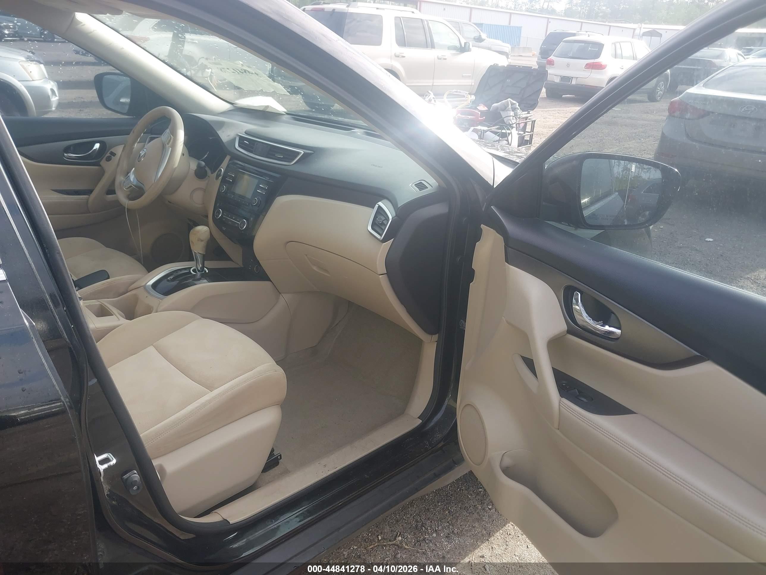 NISSAN ROGUE image 5