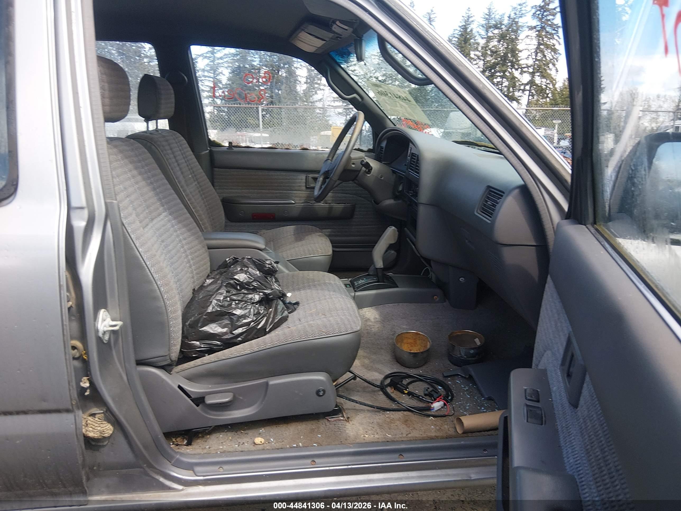 TOYOTA 4RUNNER image 5