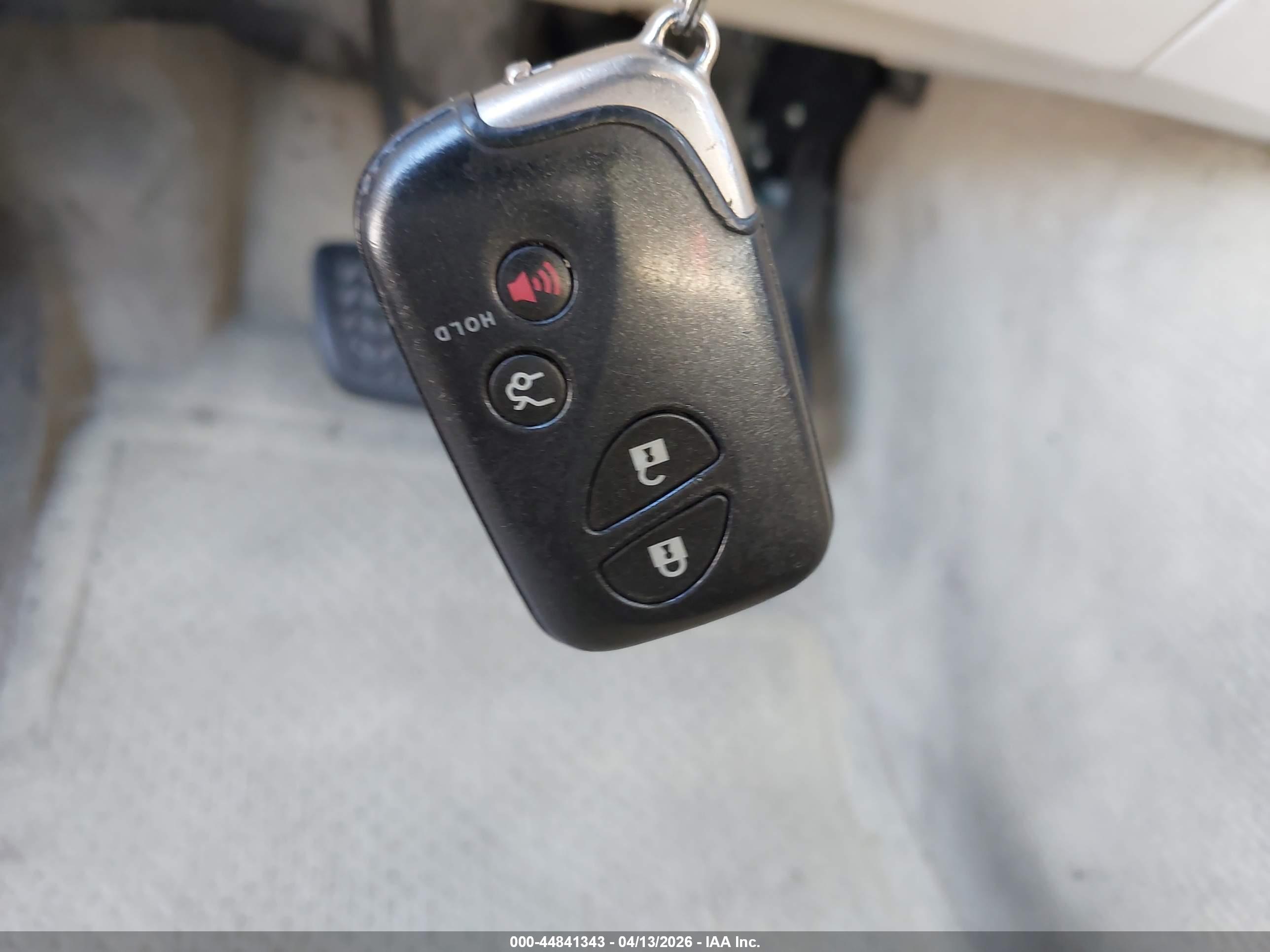 LEXUS ES image 11
