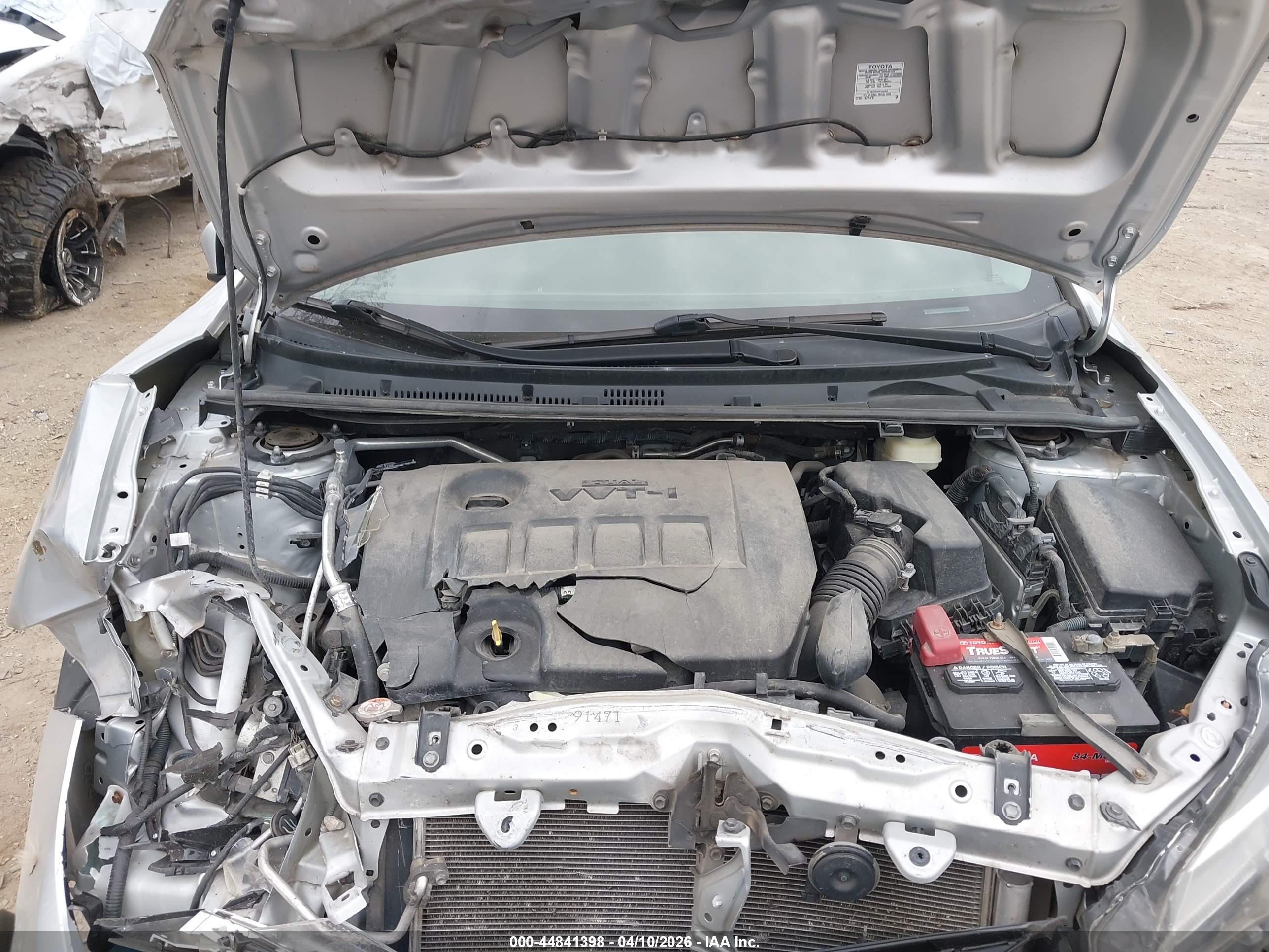 TOYOTA COROLLA image 10