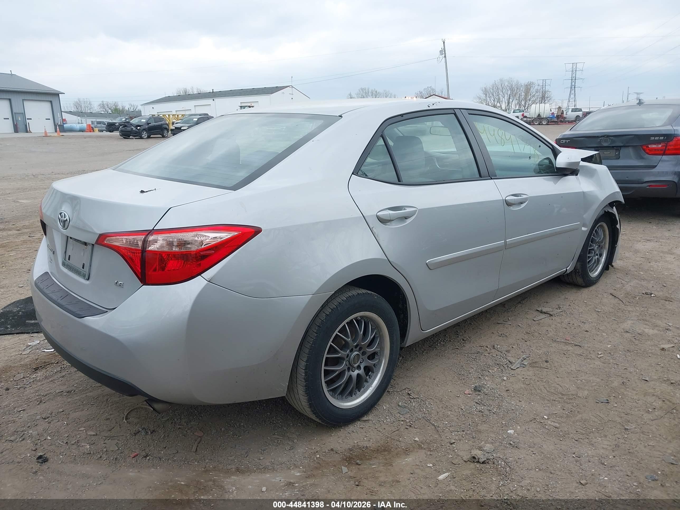 TOYOTA COROLLA image 4