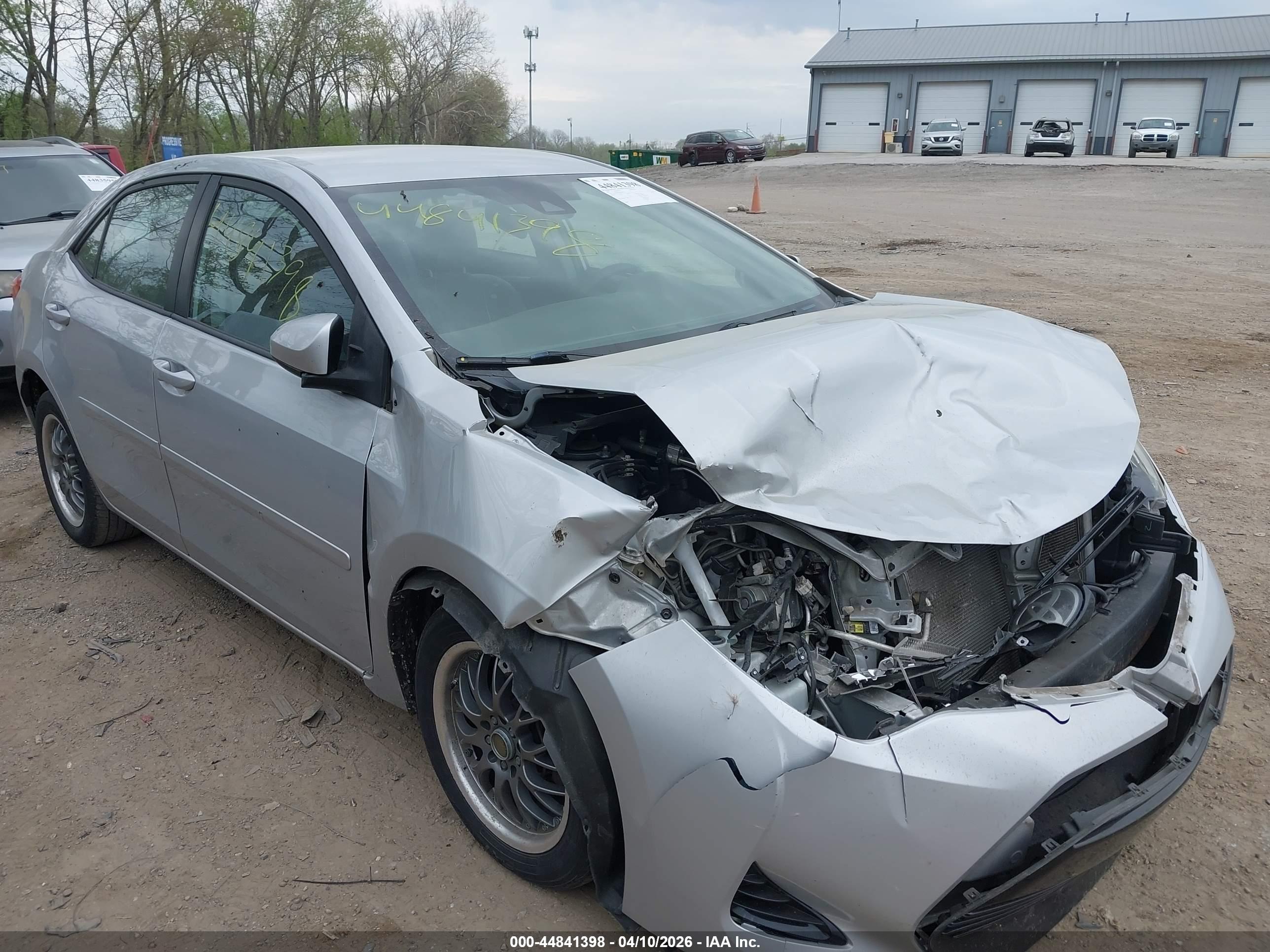 TOYOTA COROLLA image 6