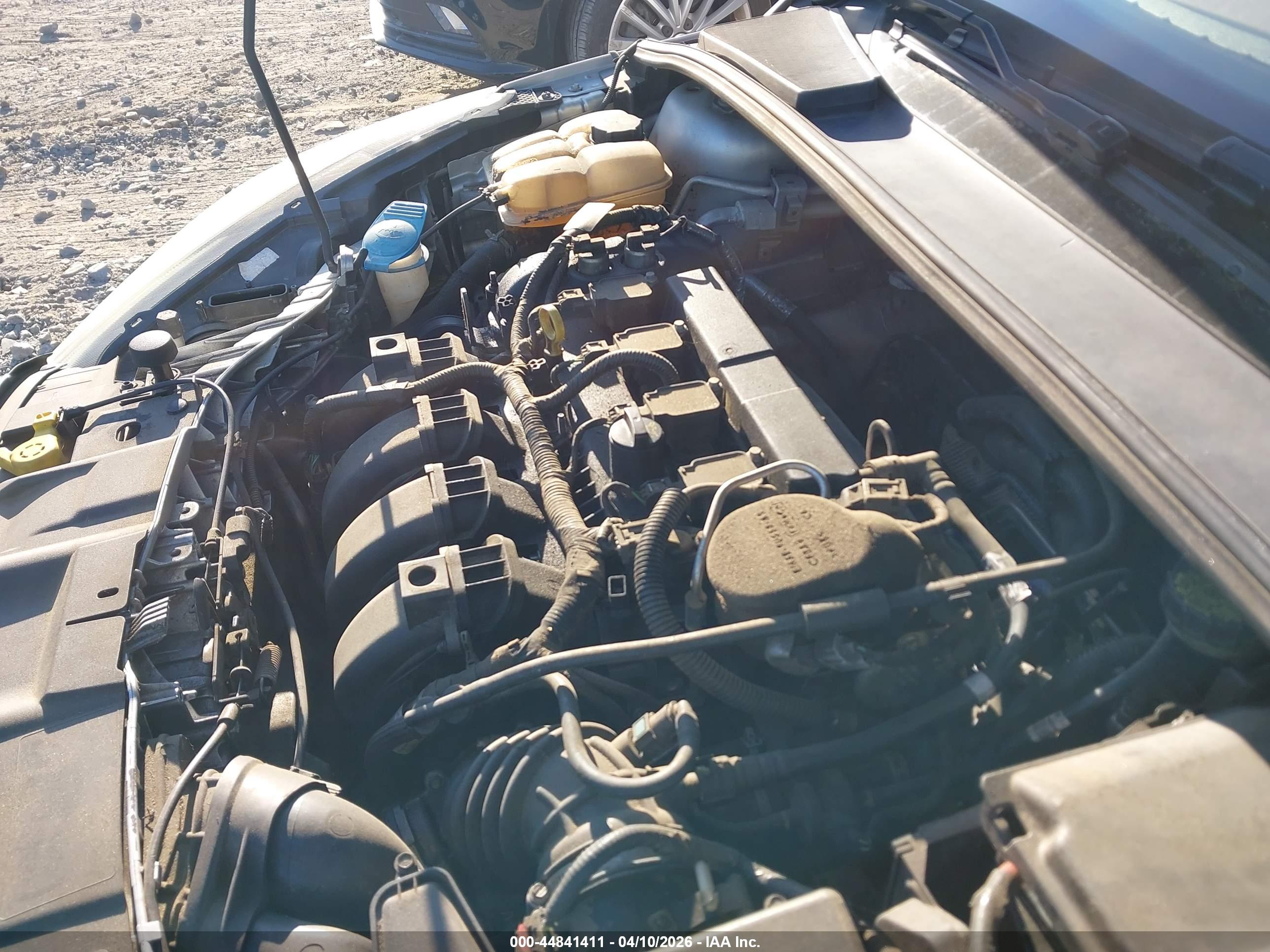 FORD FOCUS image 10