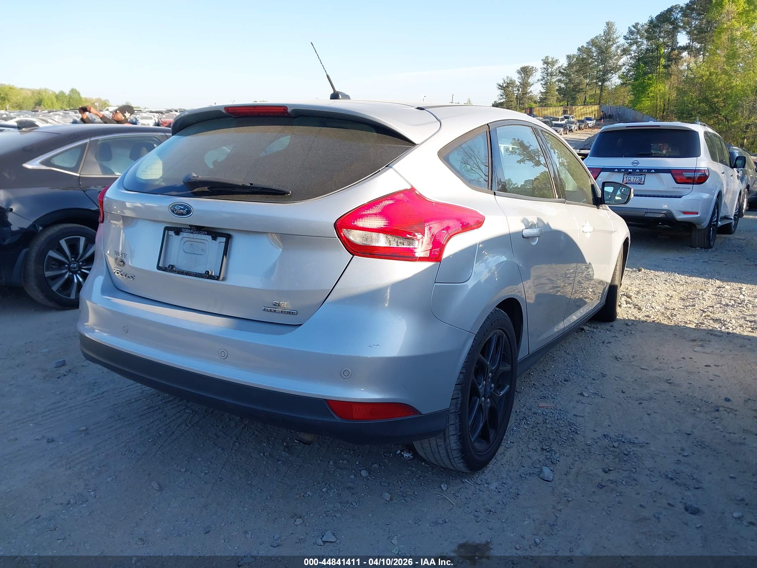 FORD FOCUS image 4