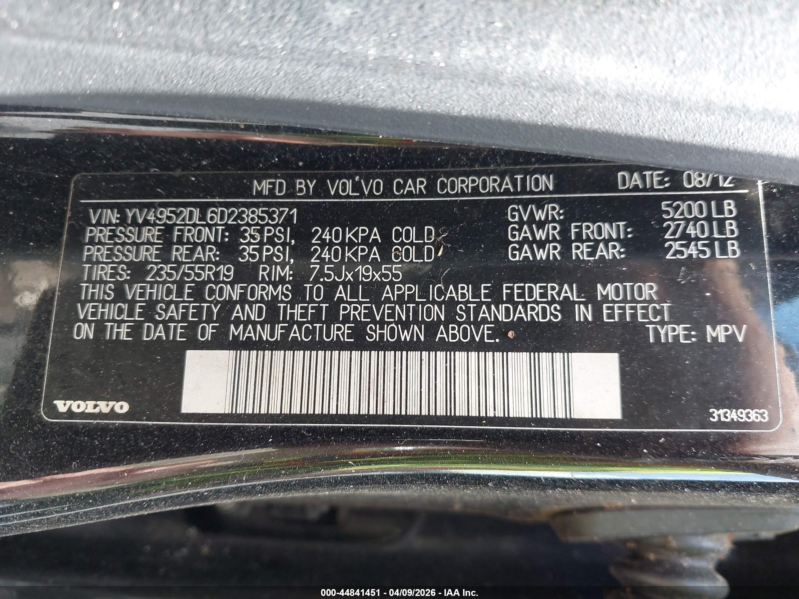 VOLVO XC60 image 9